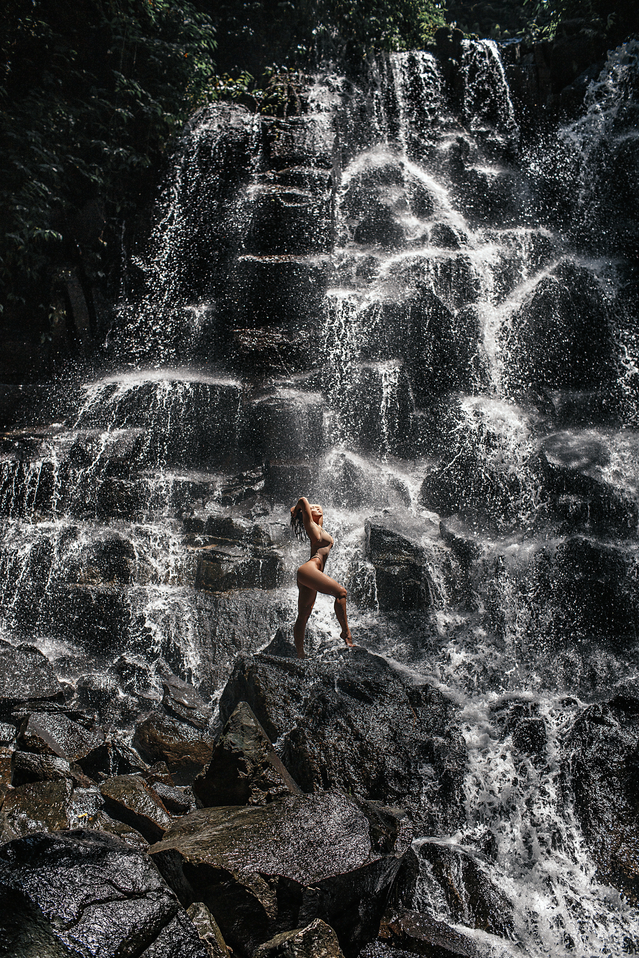 Девушки. Фотограф Эдуард Суровый