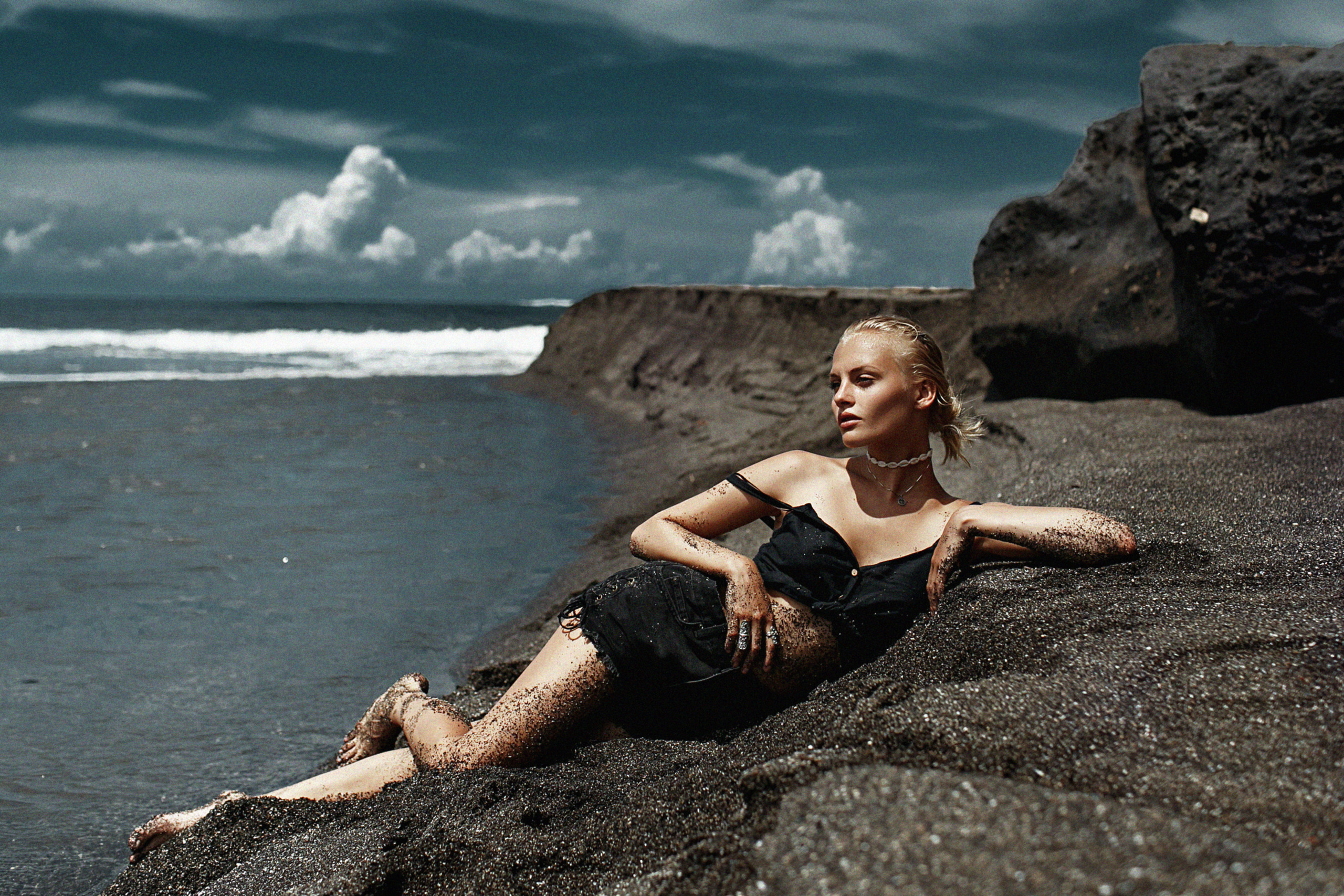 Девушки. Фотограф Эдуард Суровый