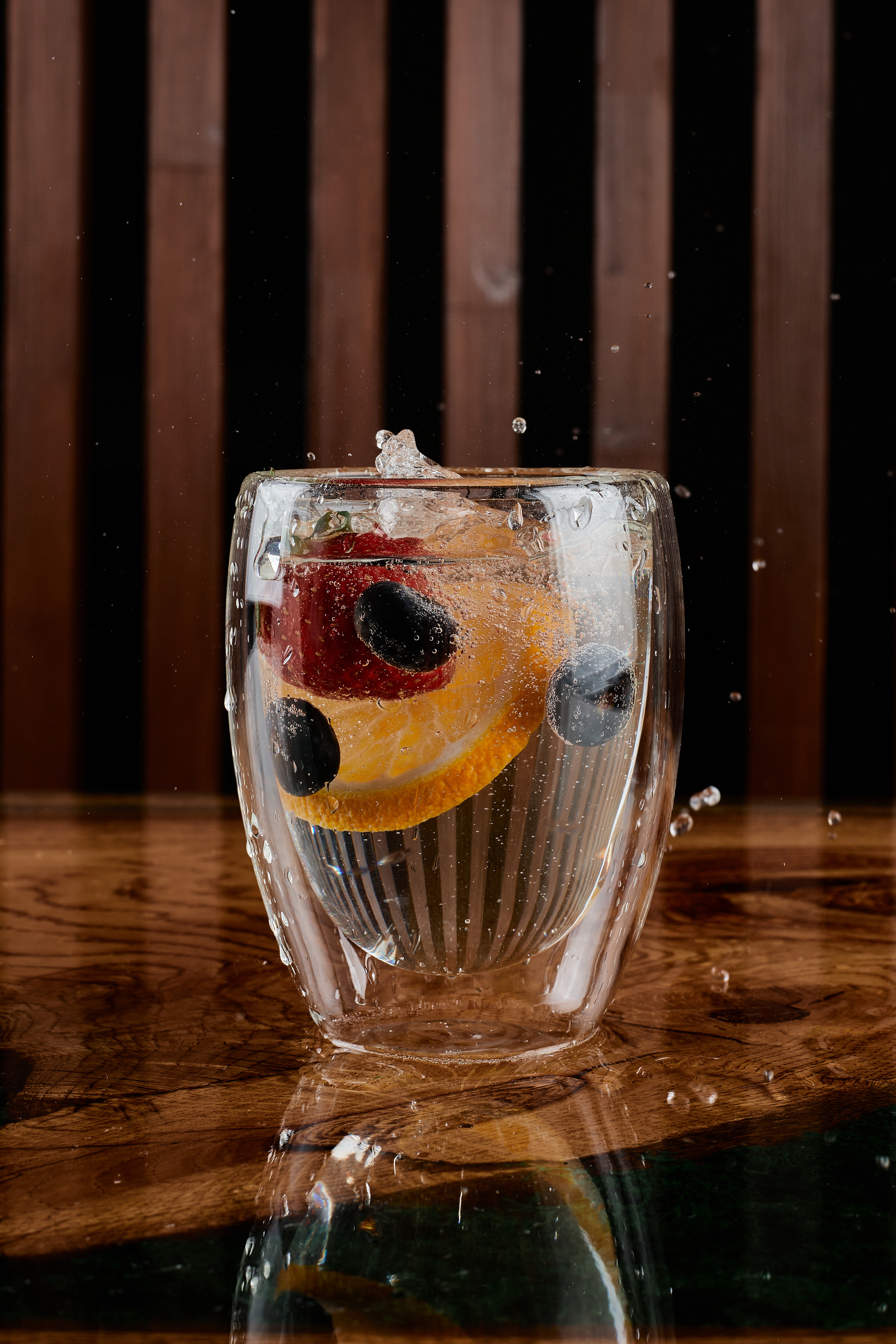 Предметная. Фотограф Эдуард Суровый