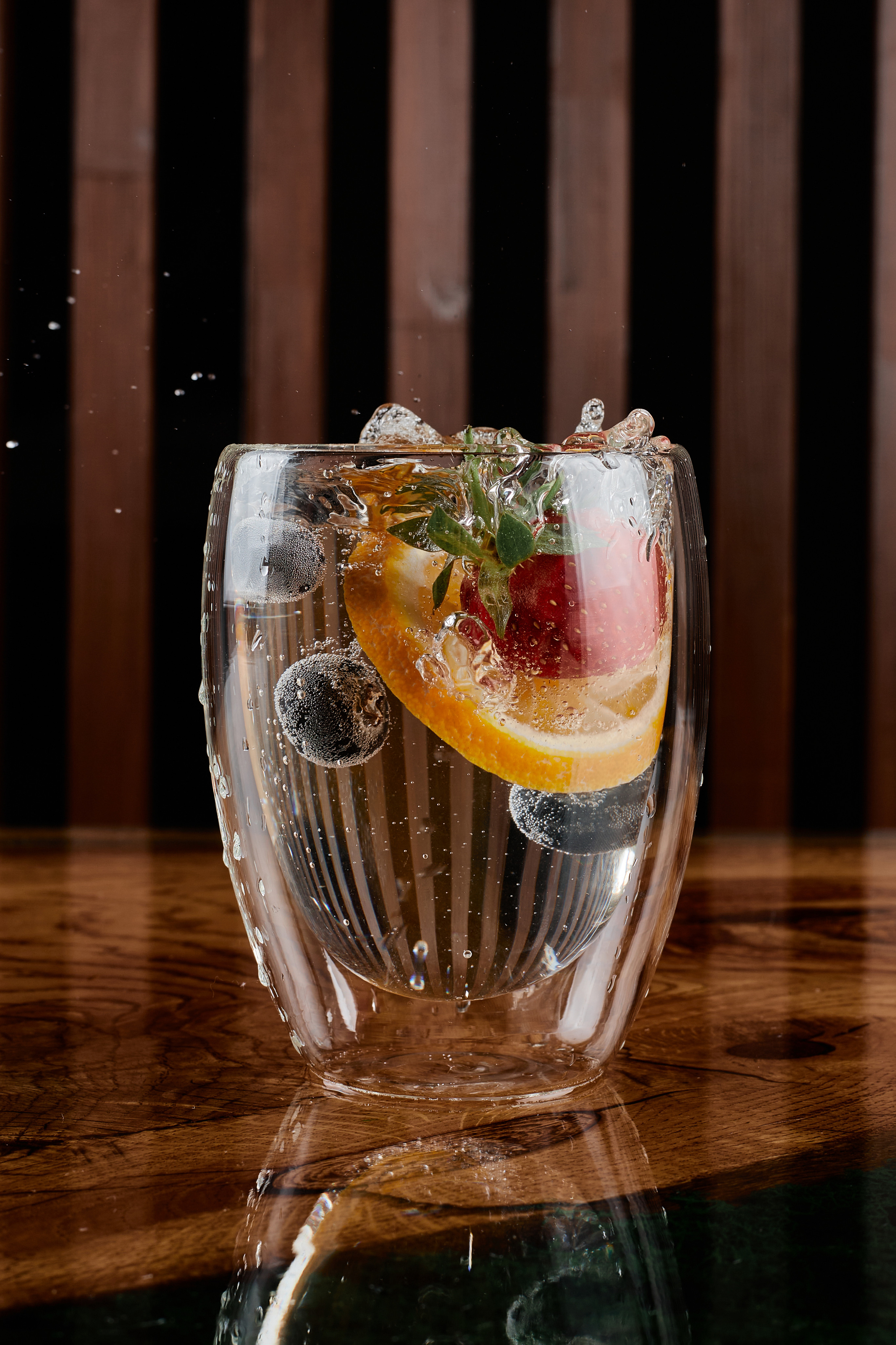 Предметная. Фотограф Эдуард Суровый