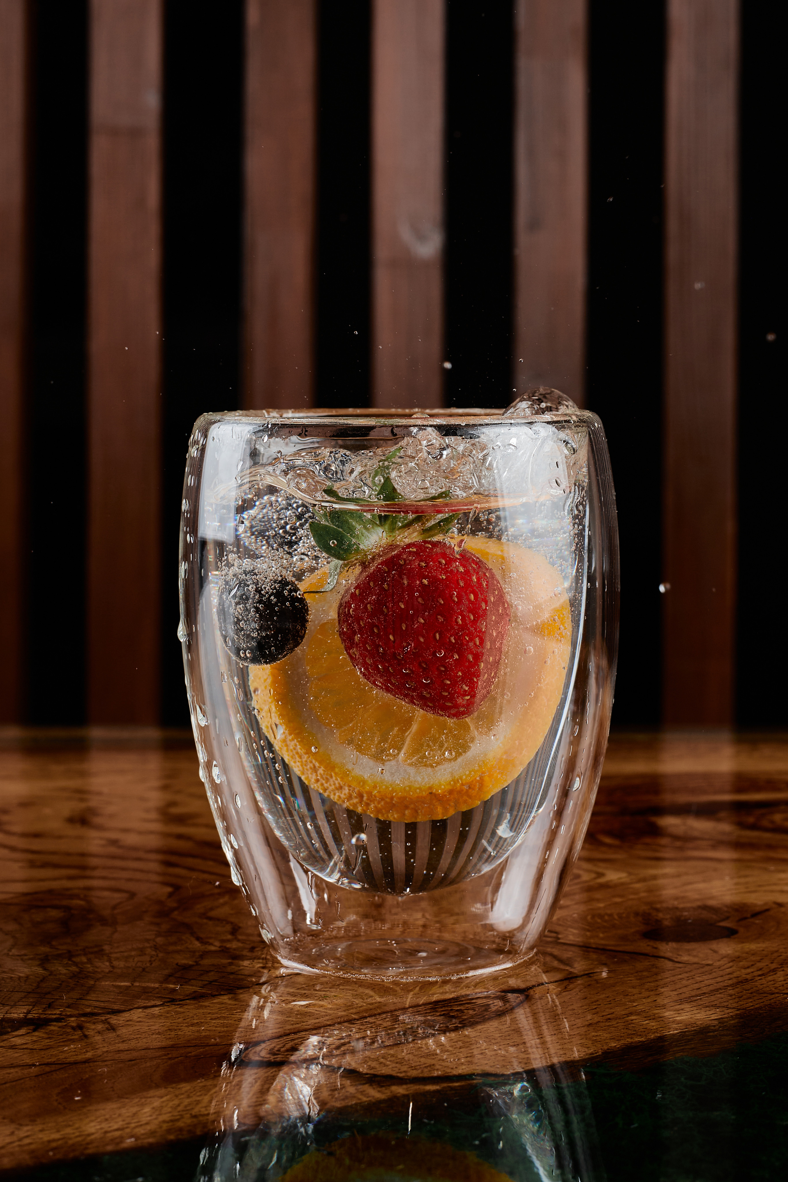 Предметная. Фотограф Эдуард Суровый