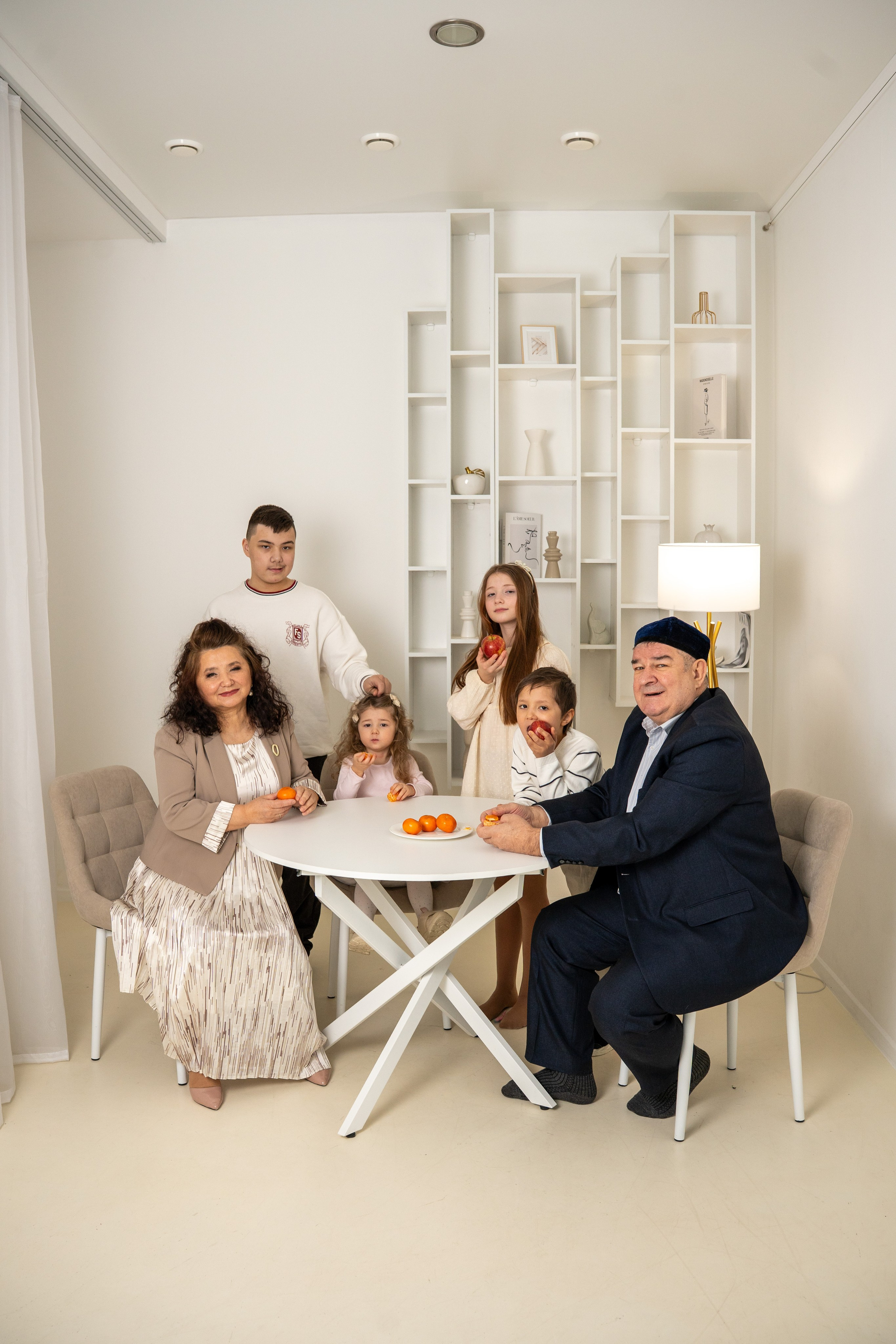 Семейная съёмка для Мадины. Студийный и портретный фотограф в САНКТ-ПЕТЕРБУРГЕИрина Махаон