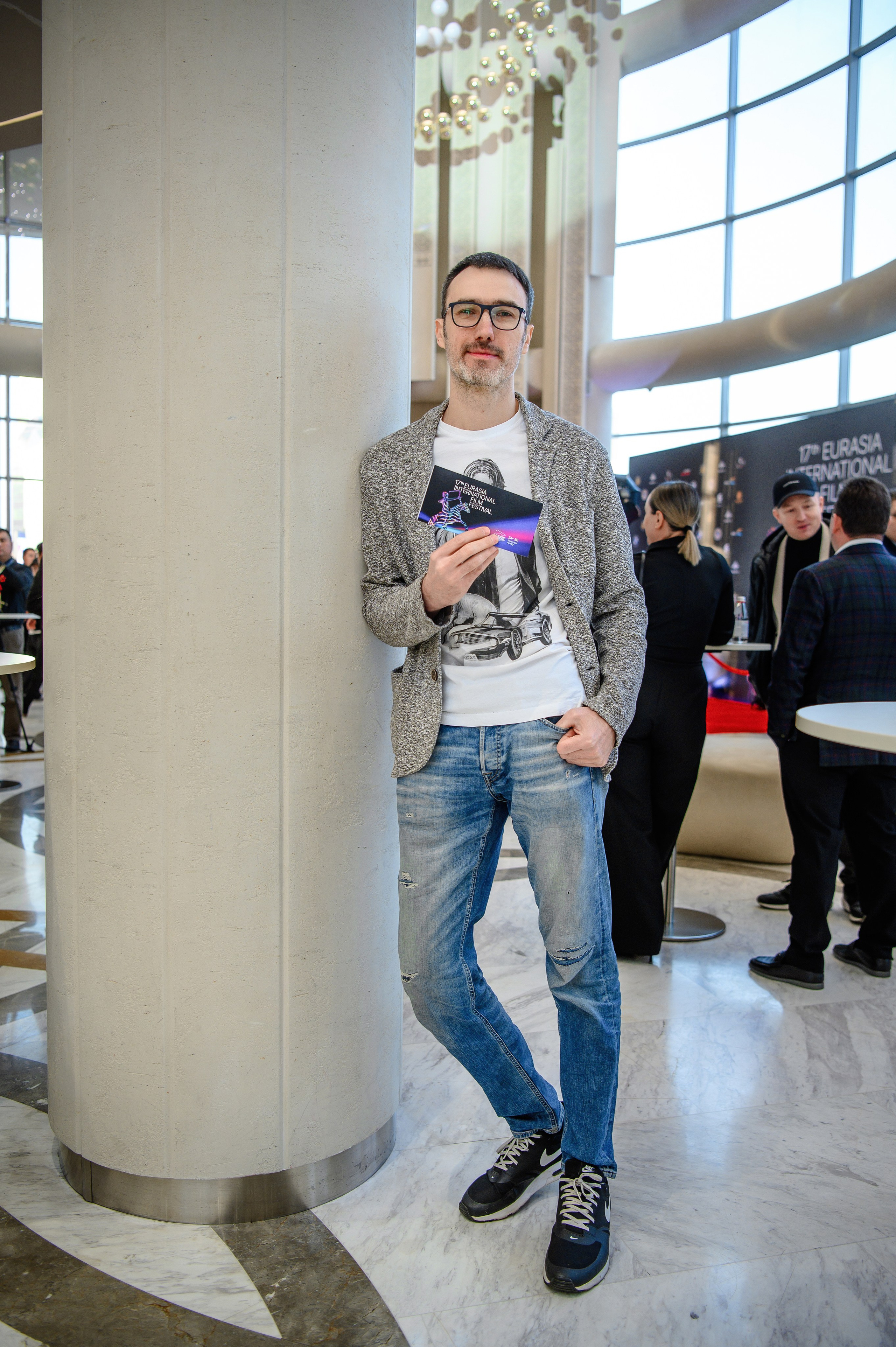 Концерты. Фестивали. Елена Северина фотограф, Алматы: репортаж (спорт, концерты, конференции), предметная и фуд-съёмка, портреты, каталоги, фэшн, ретушь