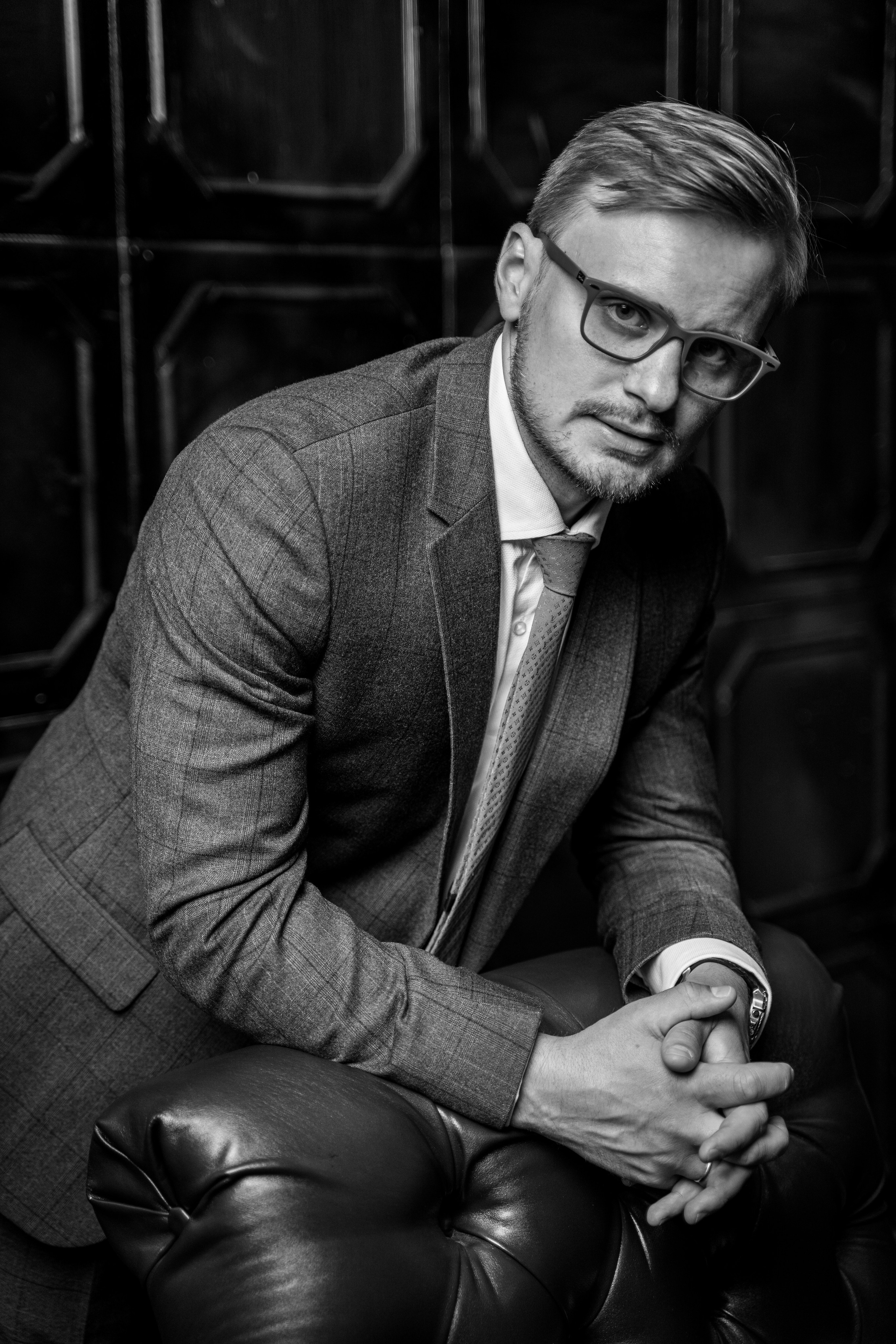 Имиджевые портреты для эксперта. Бизнес-фотограф в Москве — Виталий Агабабян