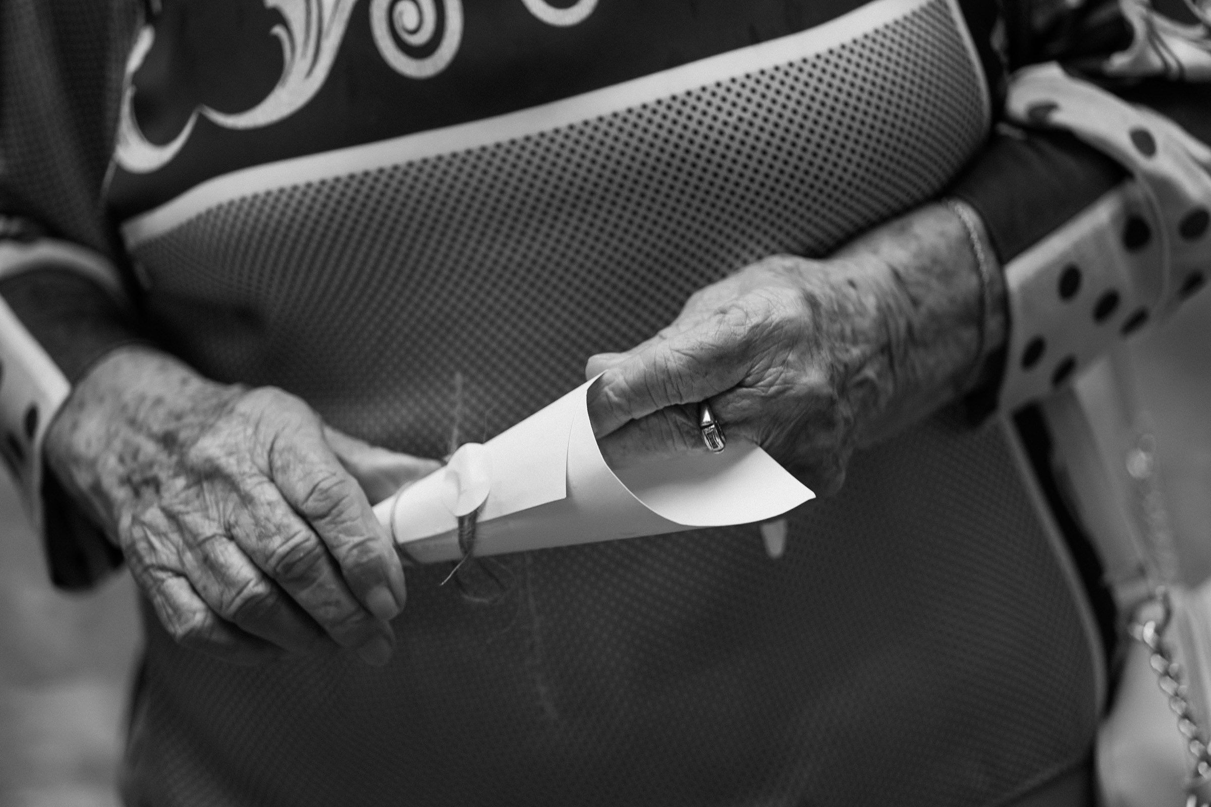 PLANT A TREE. Wedding photographer in Europe