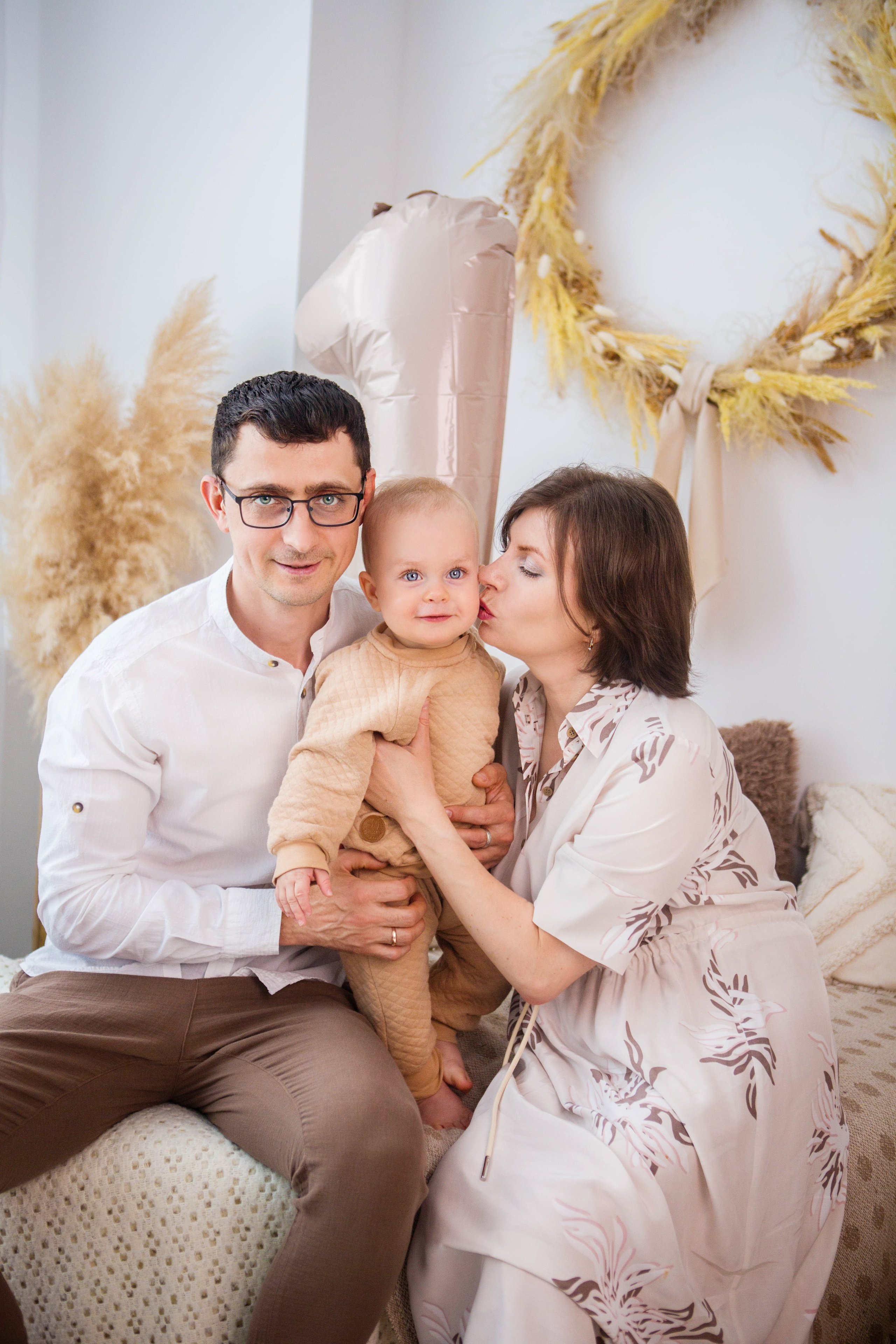 Тёма, 1 год. Фотостудия «Пшеница». Свадебный семейный и детский фотограф в Краснодаре Карина Федоровская