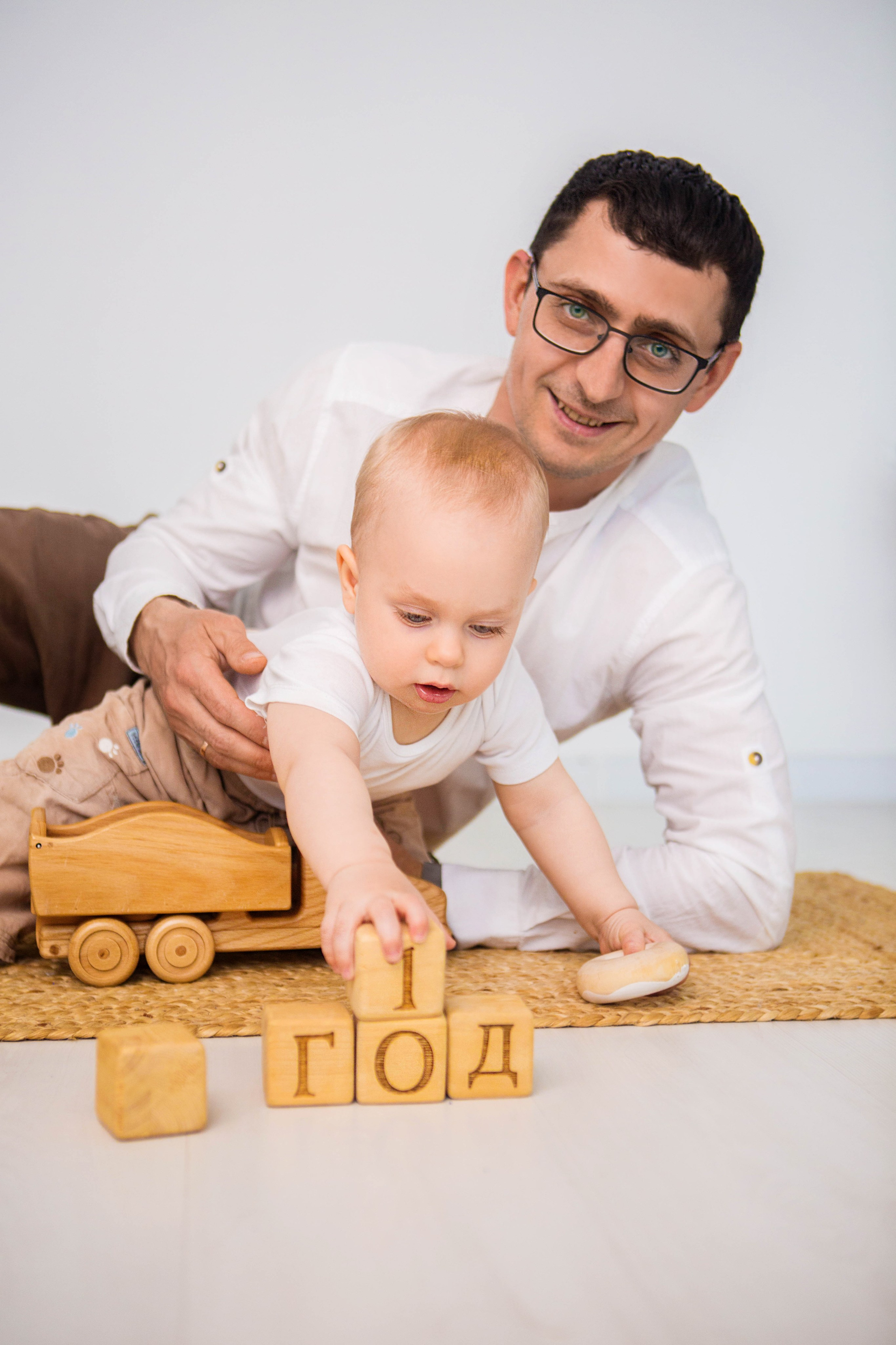 Тёма, 1 год. Фотостудия «Пшеница». Свадебный семейный и детский фотограф в Краснодаре Карина Федоровская