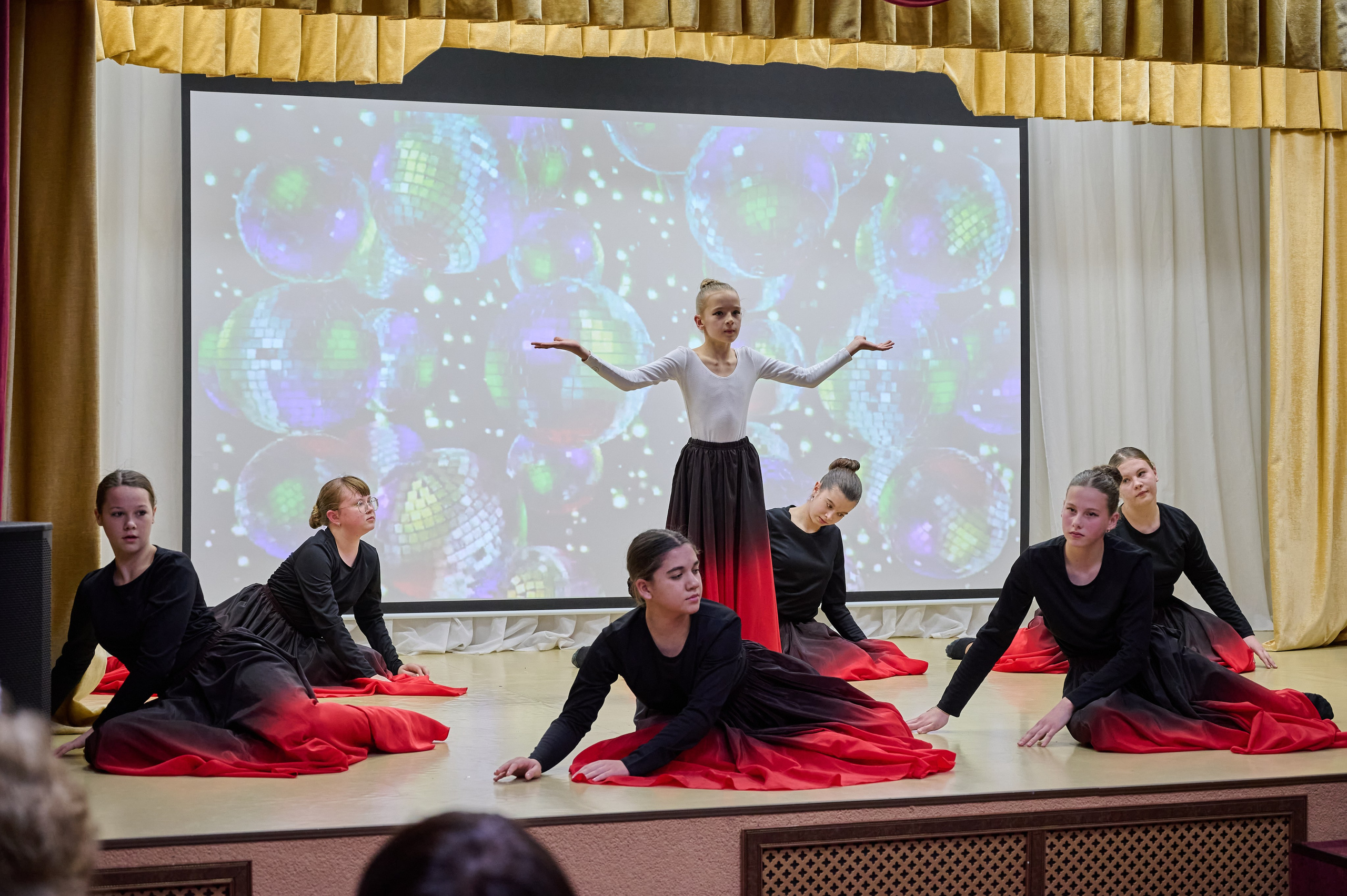 Концерт в ДК с. Виноградное. Жизнь курорта Кабардинка в фотографиях