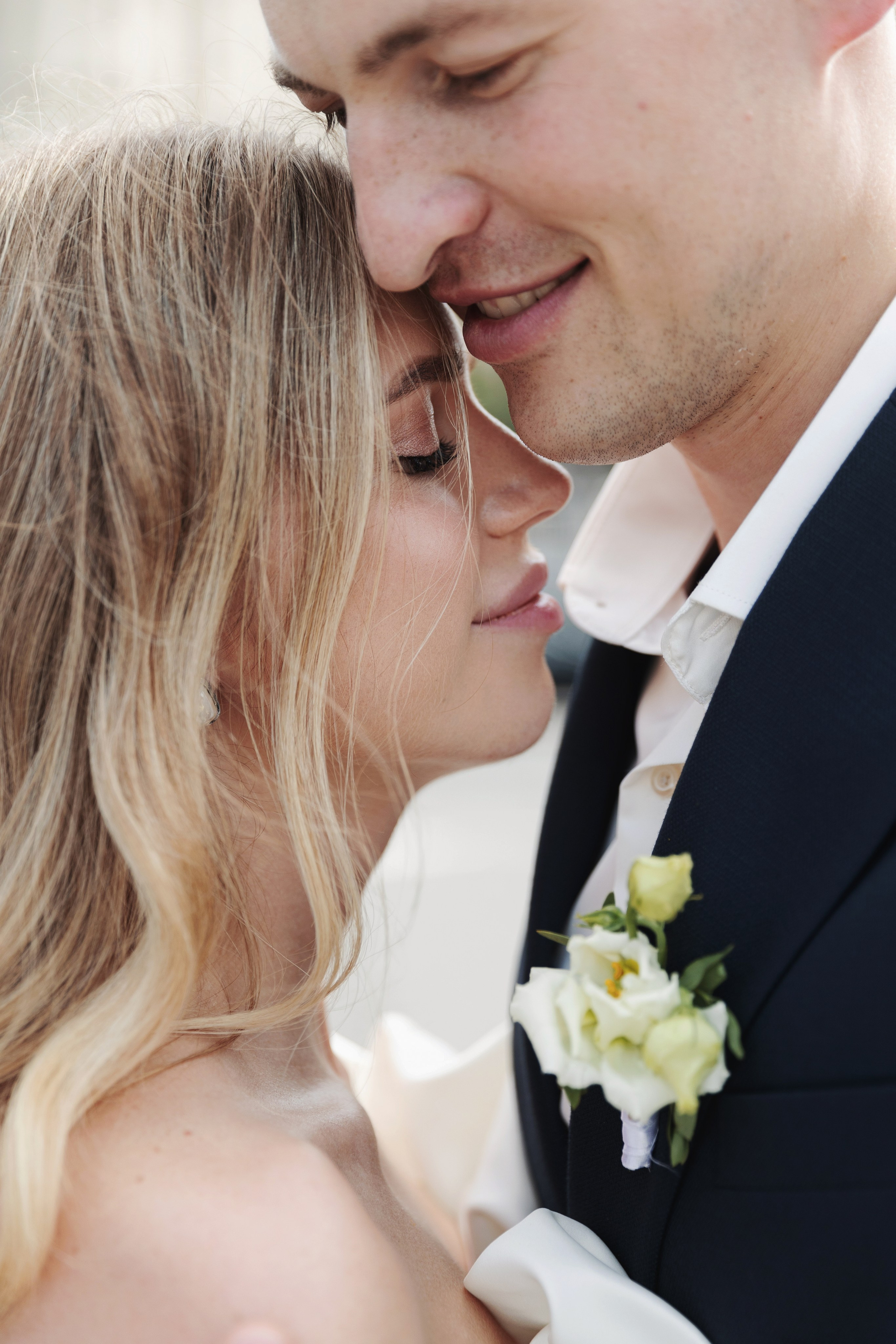 Свадебная фотосессия на Котельнической набережной и в парке Царицыно, Роспись в Шипиловском ЗАГСе. Свадебный фотограф Москва Анастасия Храмова