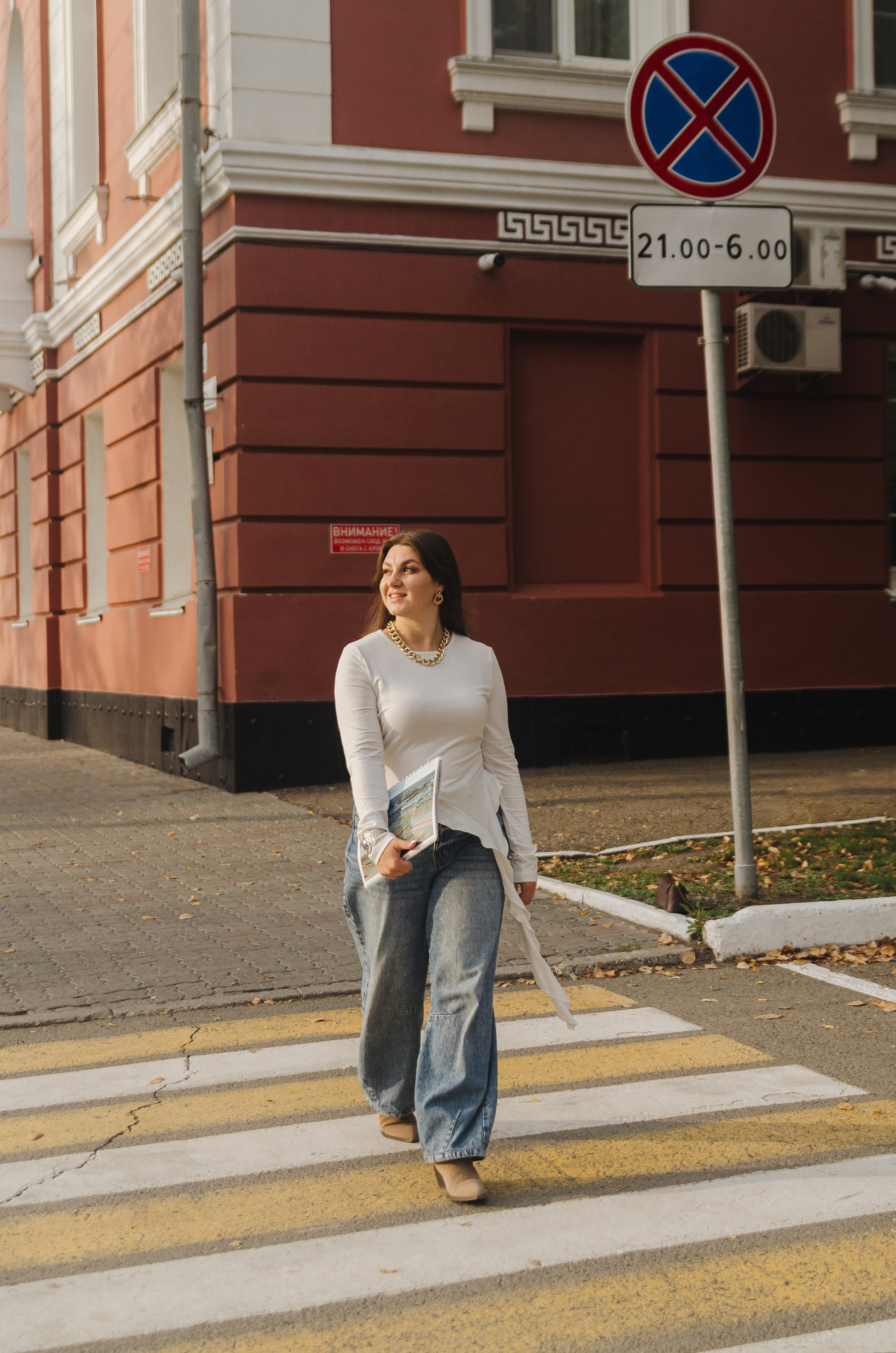 Осенняя прогулочная контент-съемка. Денисова Аля — фотограф для парных съемок и индивидуальных историй в Барнауле