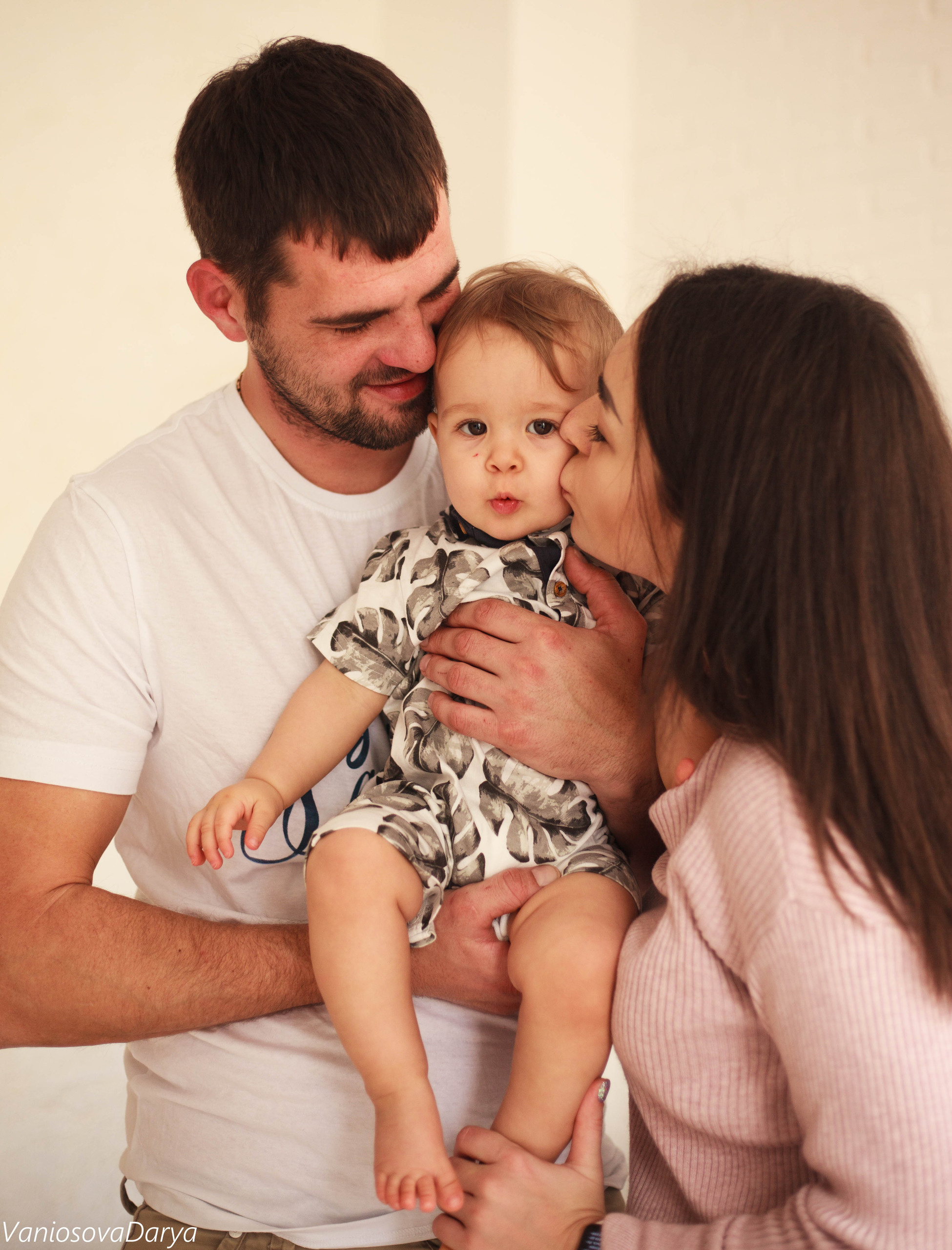 Домашние фотосессии. Детский, семейный, фотограф в Крыму и Севастополе Дарья Ваниосова