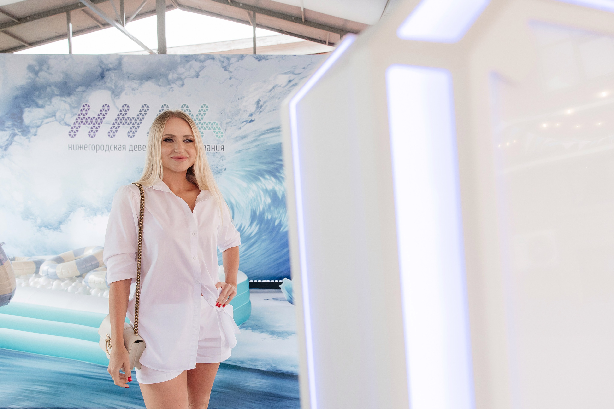 Рилс-стойка. Инсталаб Нижний Новгород