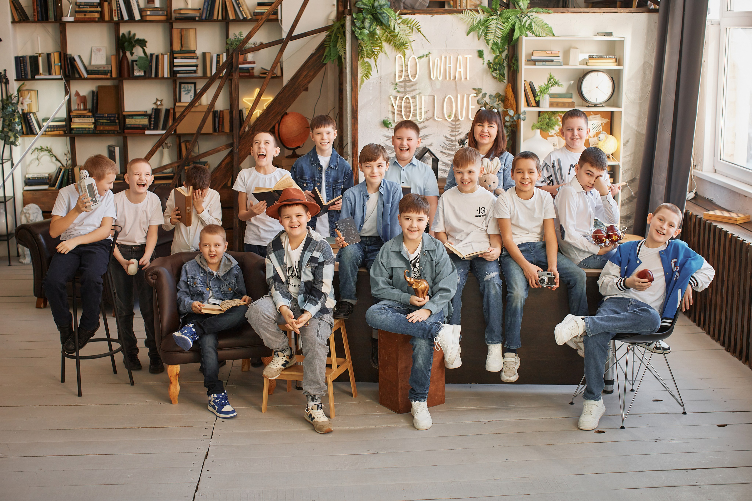 Группы. Выпускные альбомы в городе Курган для всех