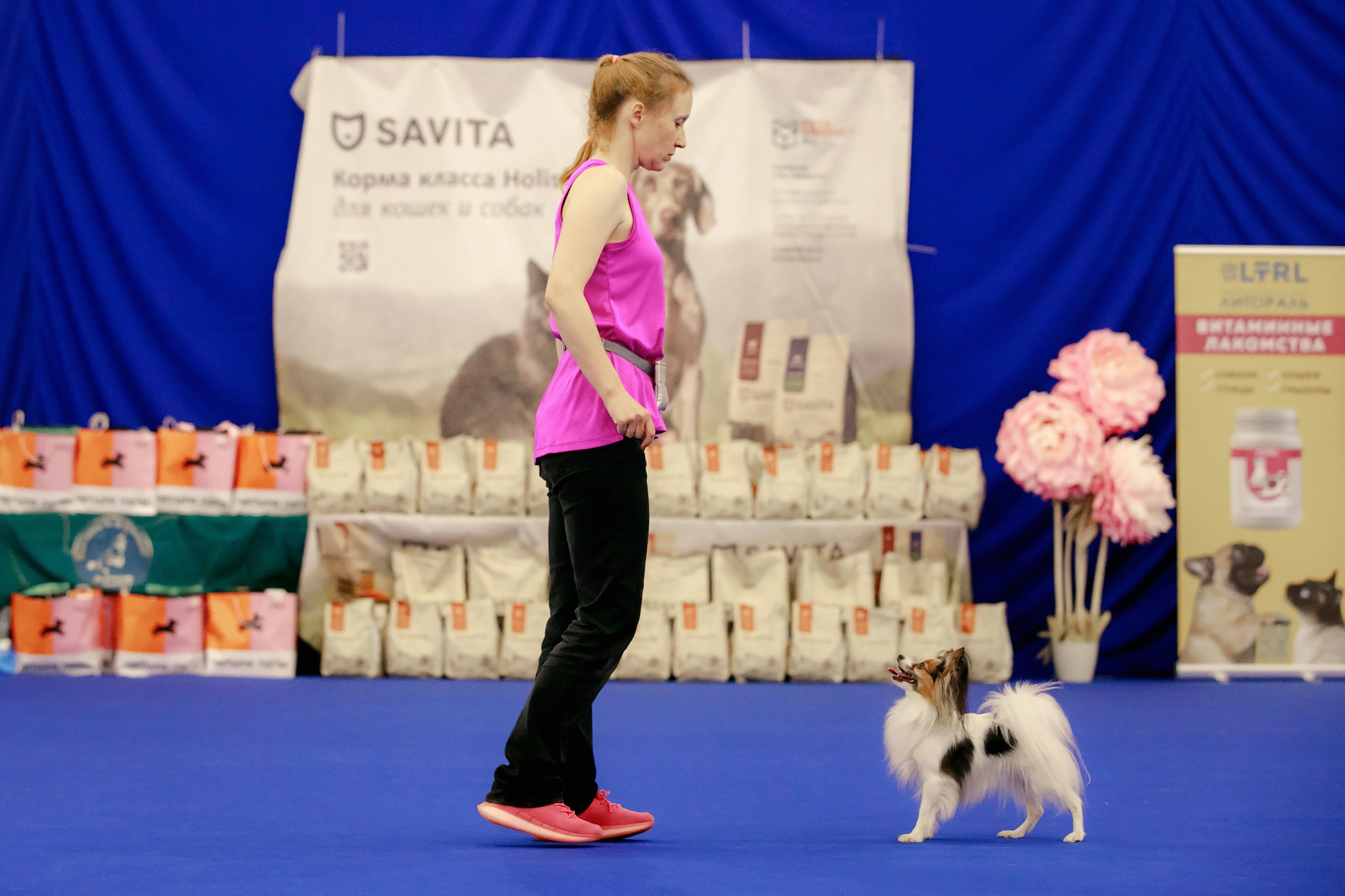 Танцы на выставке «Зоошоу», СПб. Фотограф-анималист Mary Mart — Москва, Питер