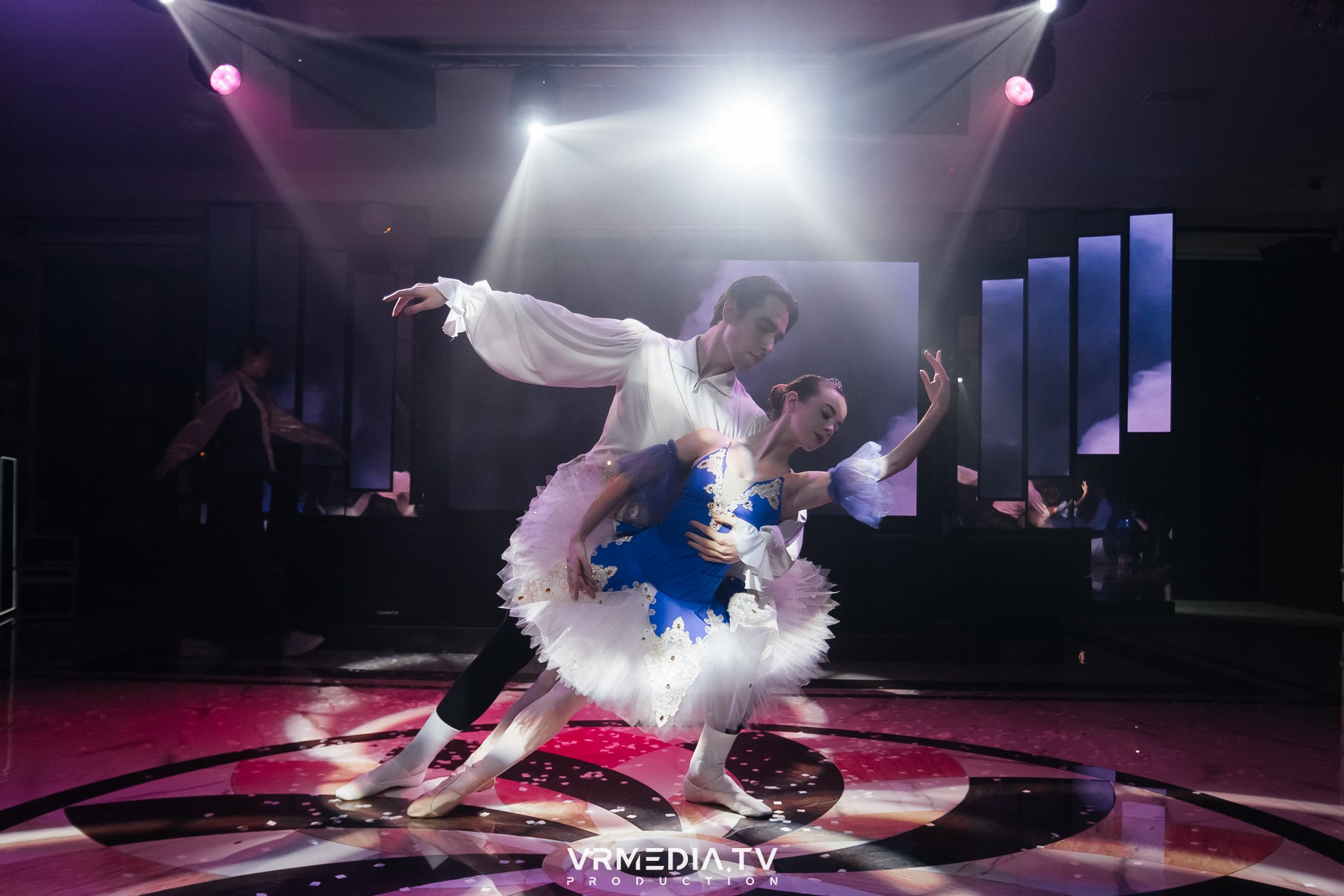 Новогодний вечер в ресторане «Лазурный Берег»