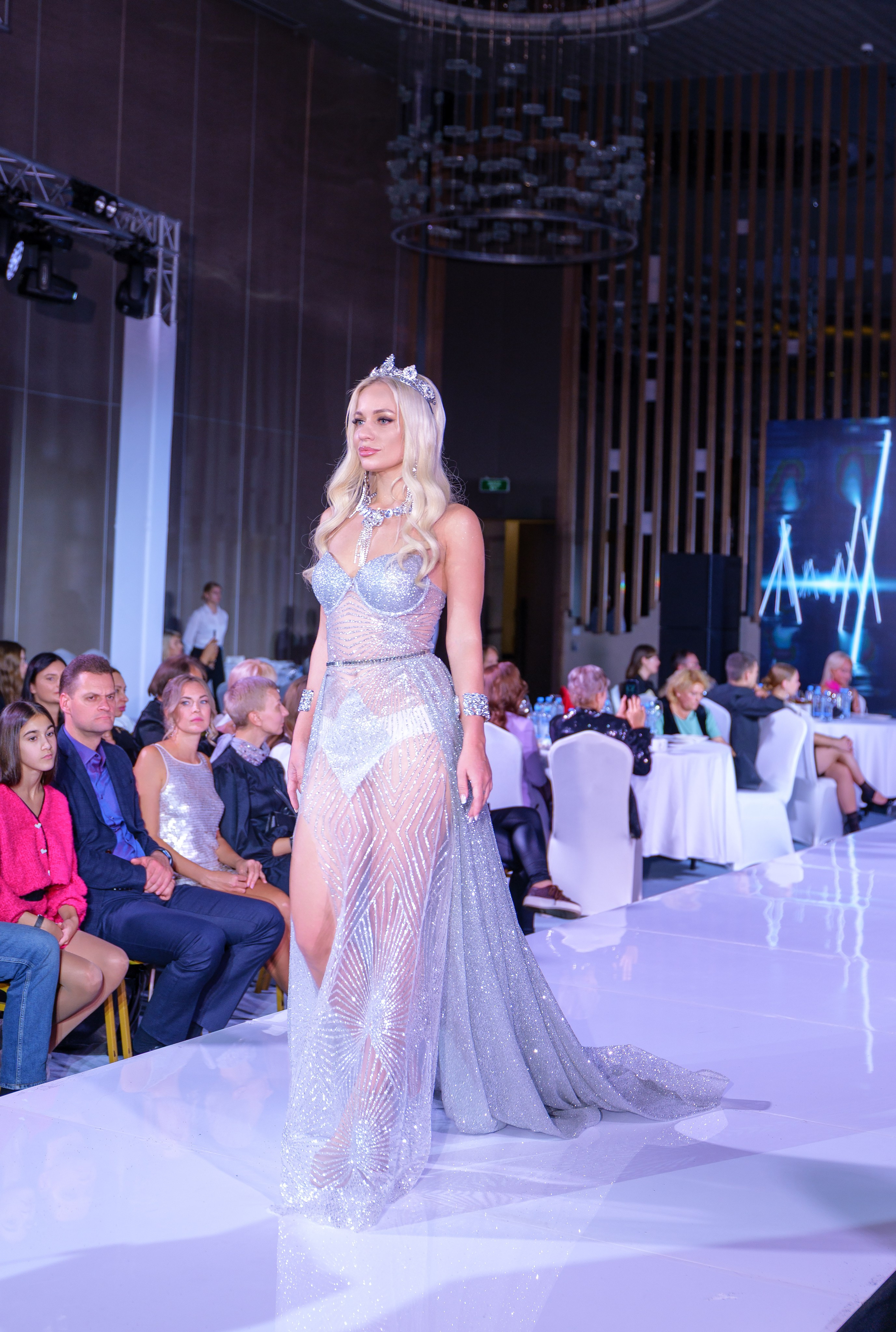 BITVA BRENDOV -модный показ. Сайт фотограф в Керчи Кислый Юрий