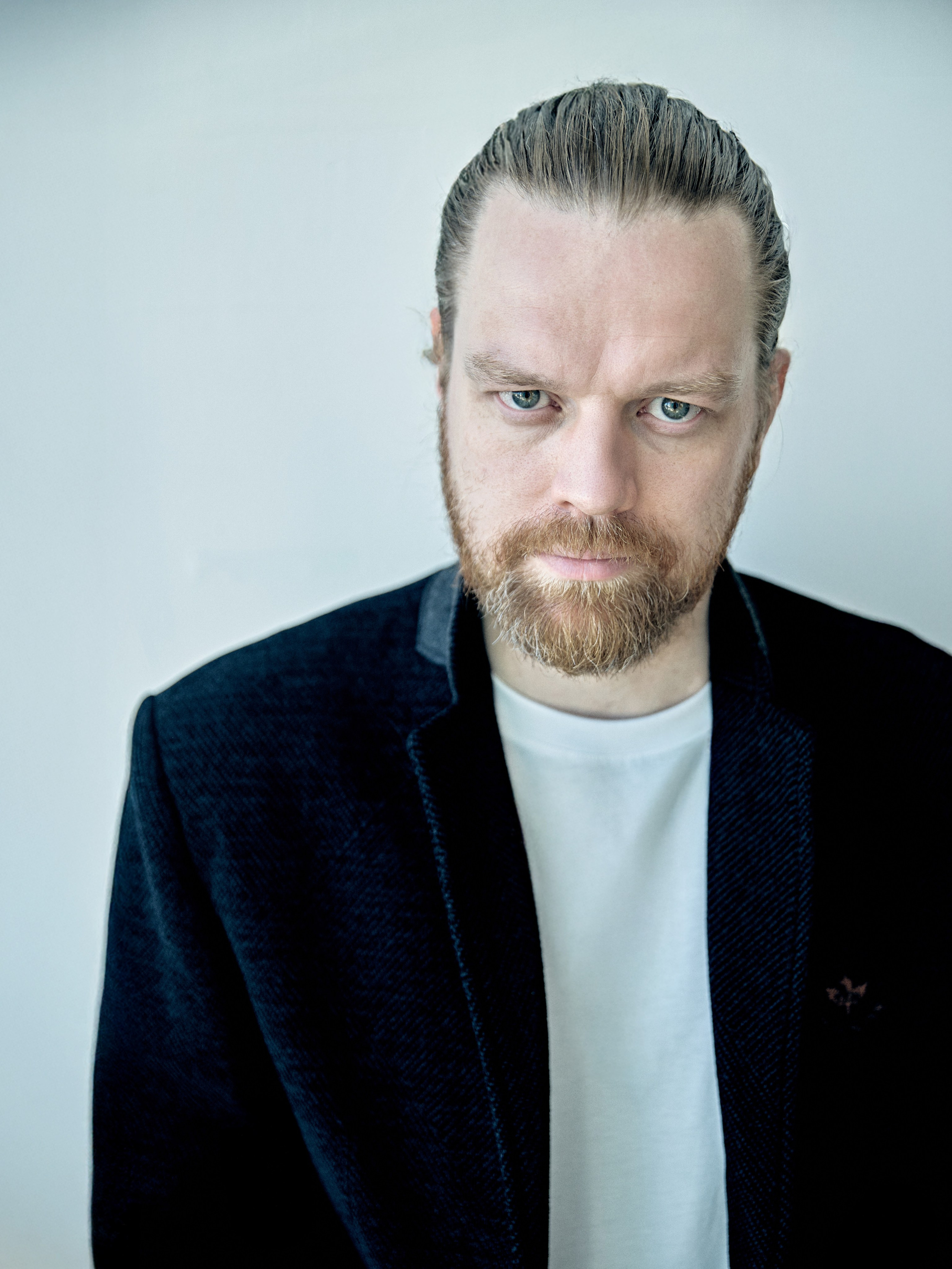 ARTEM. Yulia Otroschenko