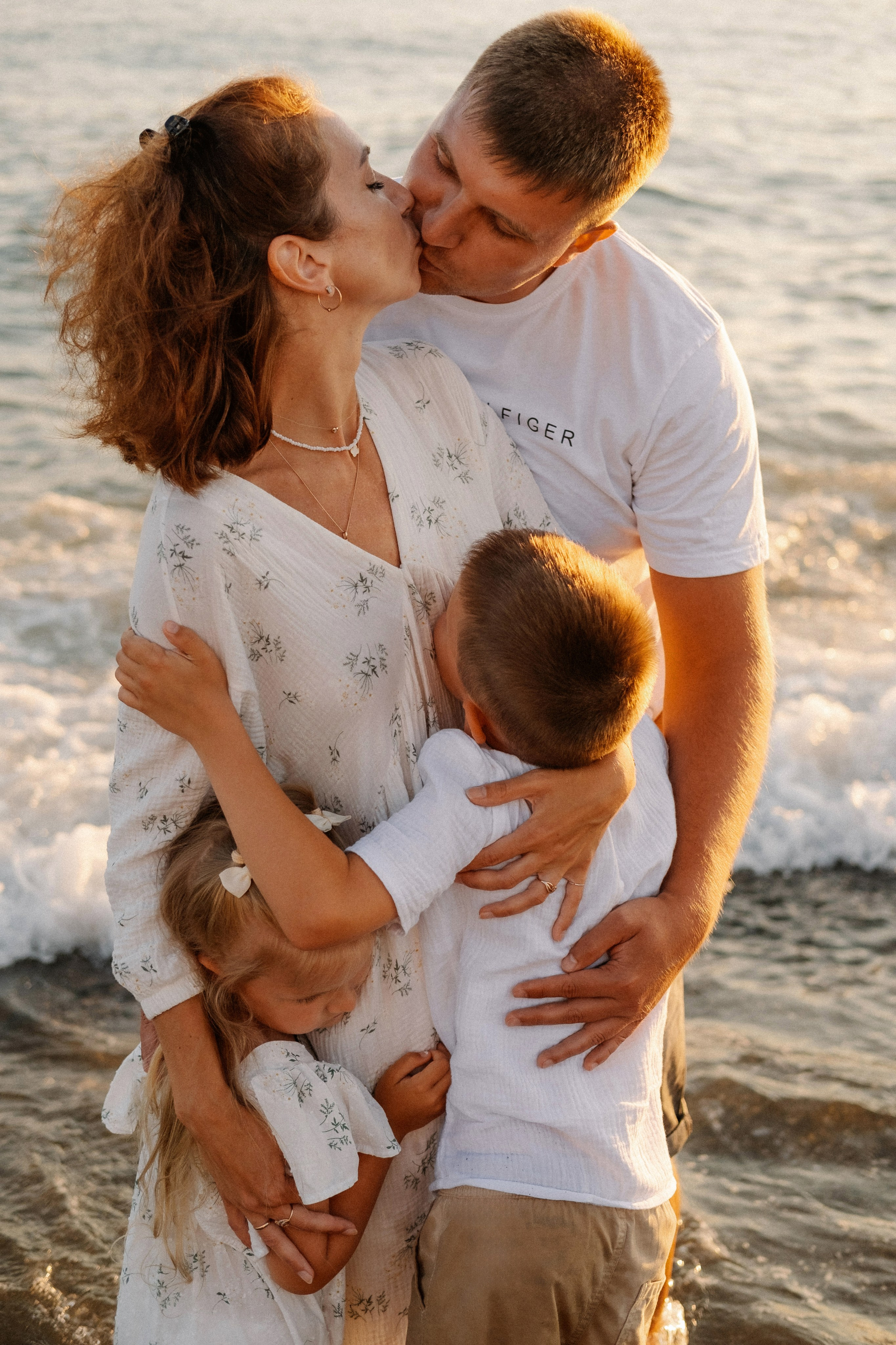 Семейные фотосессии в Сочи, Сириус и на Красной поляне. Семейный, свадебный фотограф Сочи, Адлер, Красная поляна