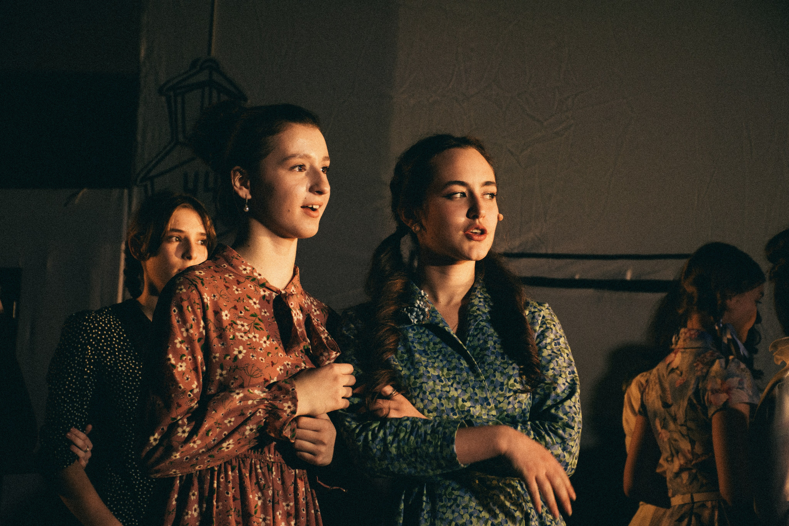 Дети Сац. Фотограф в Москве. Индивидуальные и парные съёмки, мероприятия, промо-съёмки для артистов