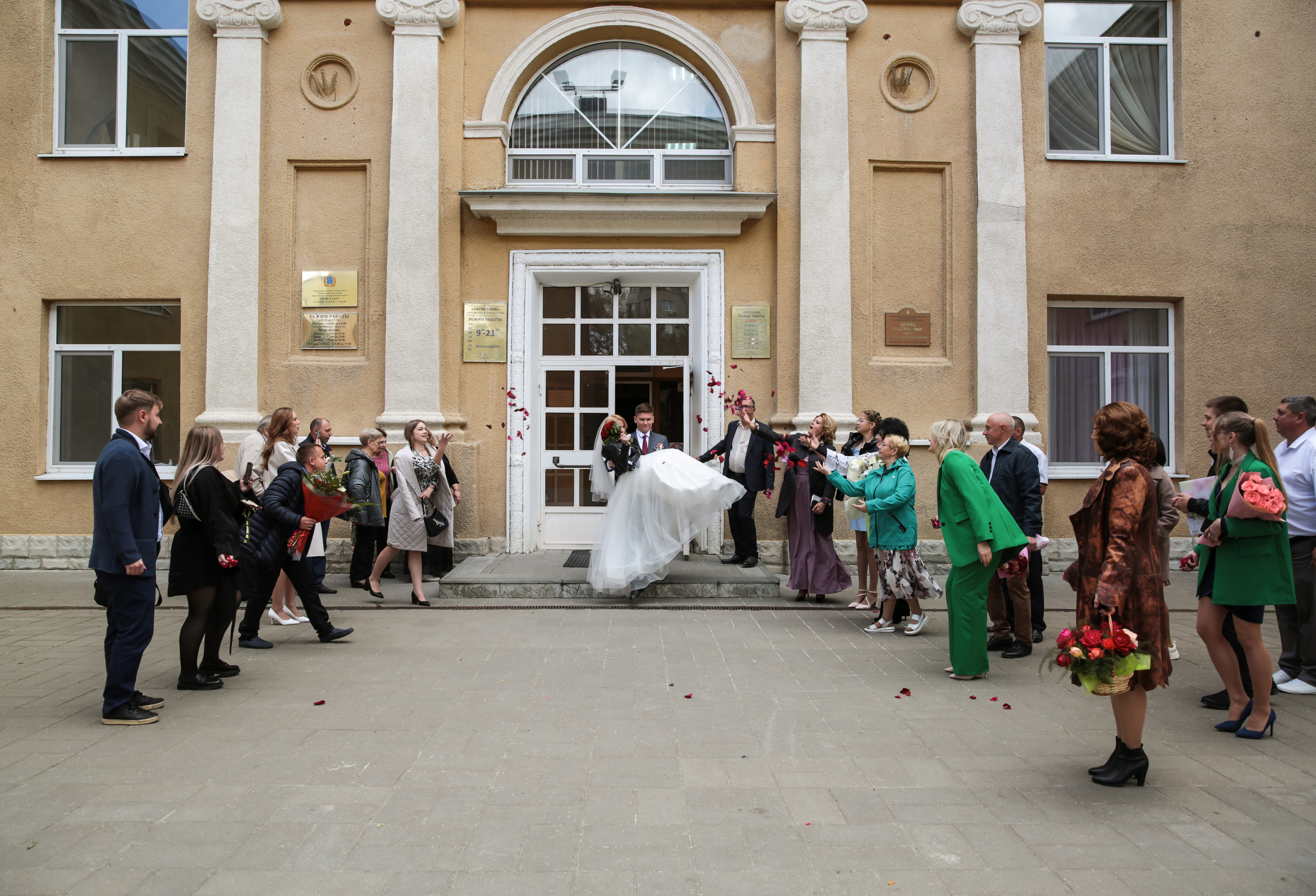 Иван & Виктория. Семейный фотограф в городе Саратове — Анна