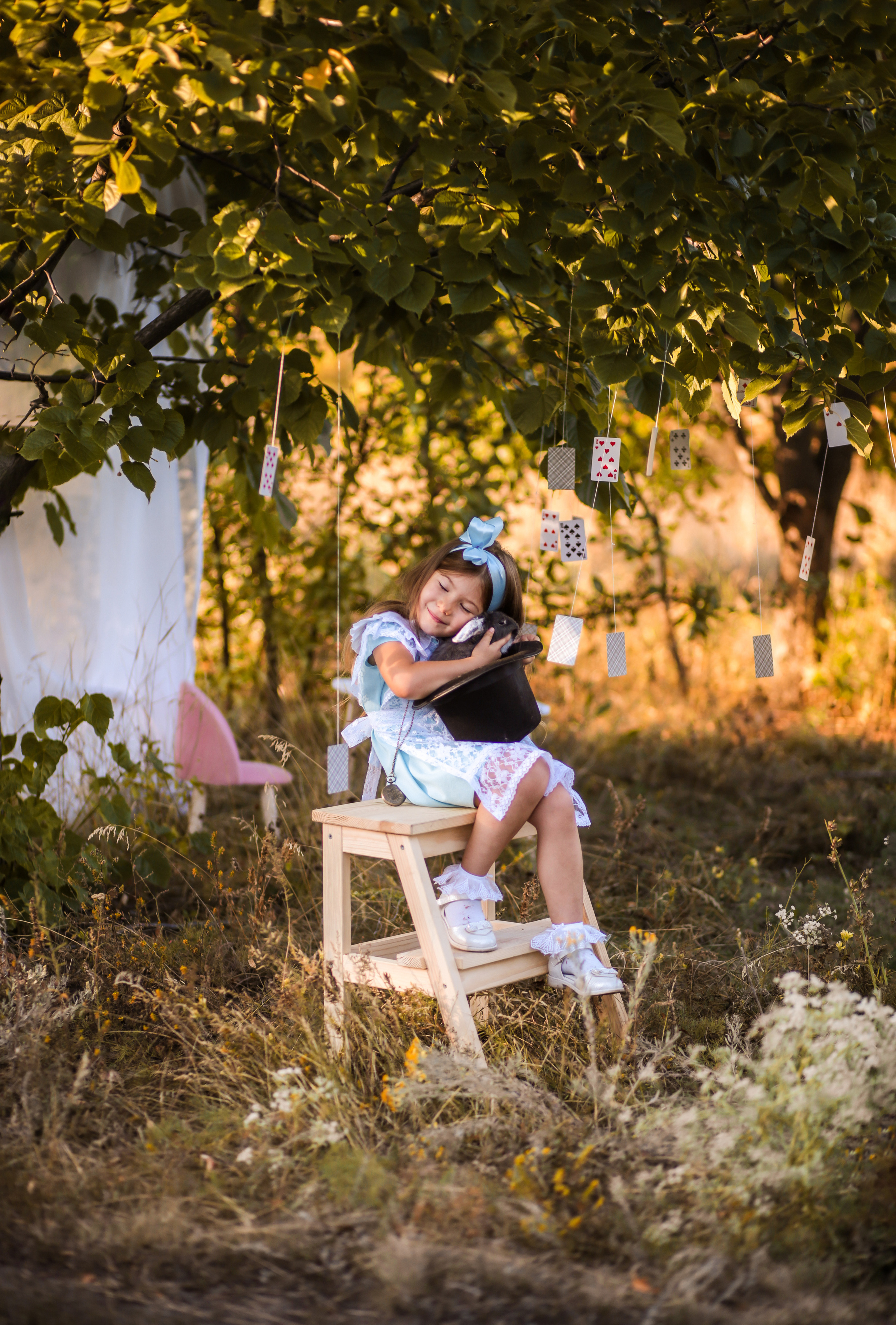Алиса в стране чудес. Семейный фотограф в городе Саратове — Анна