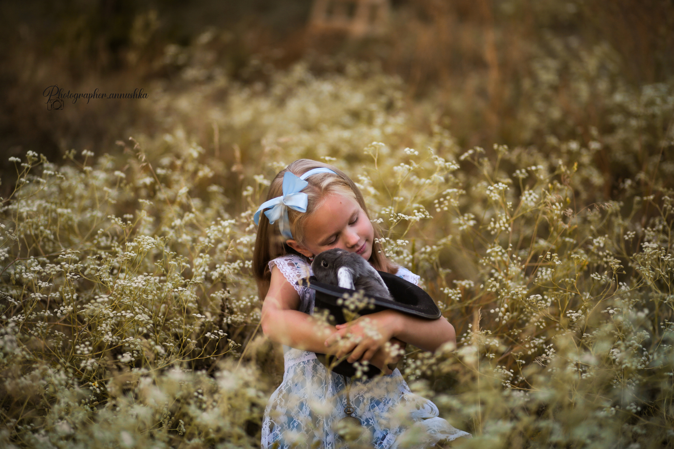 Алиса в стране чудес. Семейный фотограф в городе Саратове — Анна