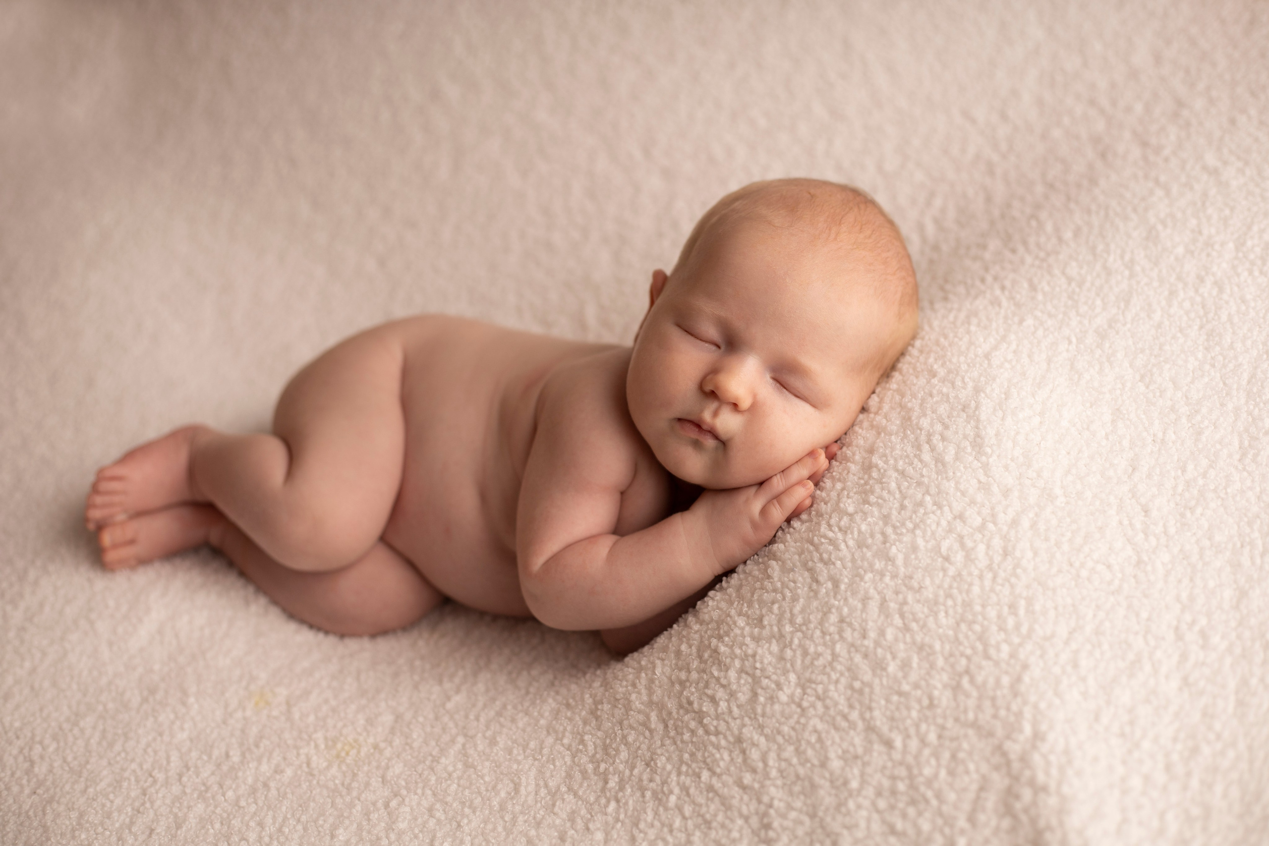 Новорожденные. Фотограф новорожденных в Екатеринбурге