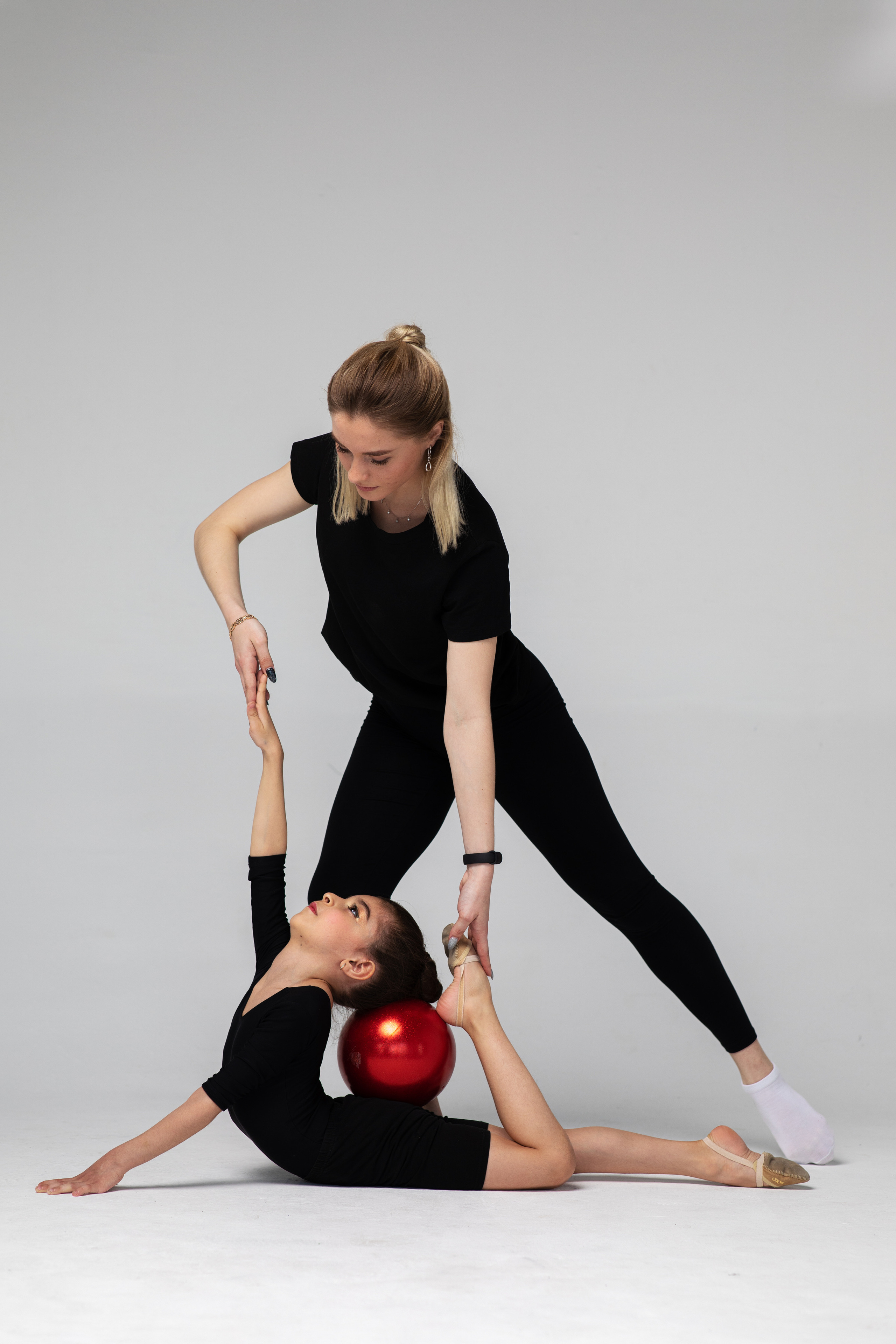 Съемка для спортивной школы художественной гимнастики Prima. Спортивный и детский фотограф в Москве, Калининграде