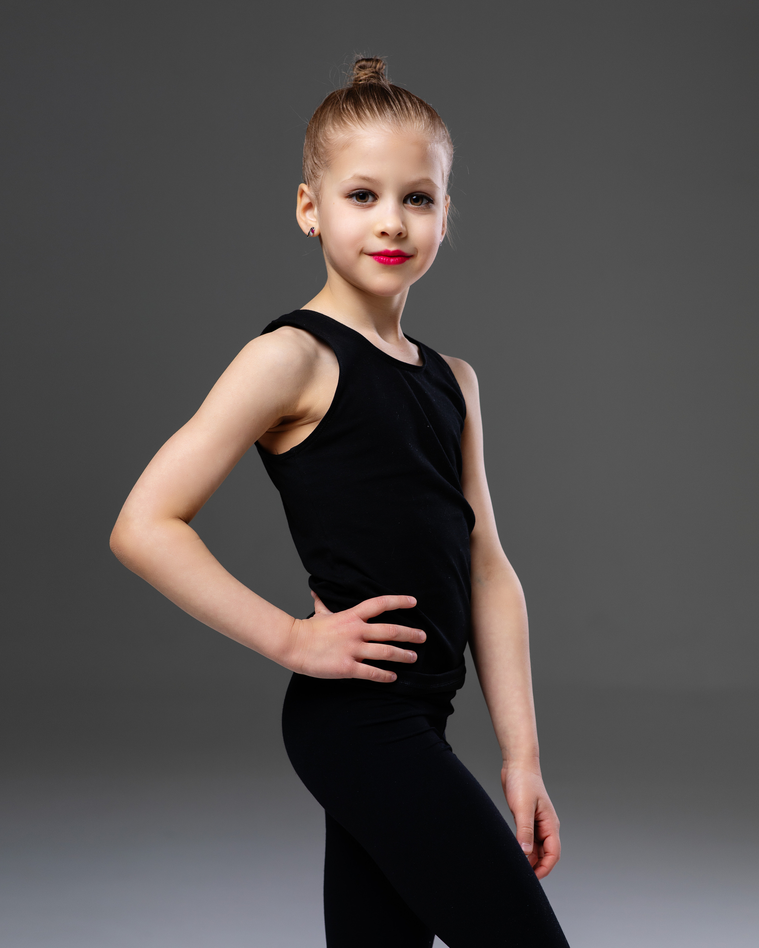 Групповая спортивная фотосессия для Школы Гимнастики Малыгиной. Спортивный и детский фотограф в Москве, Калининграде