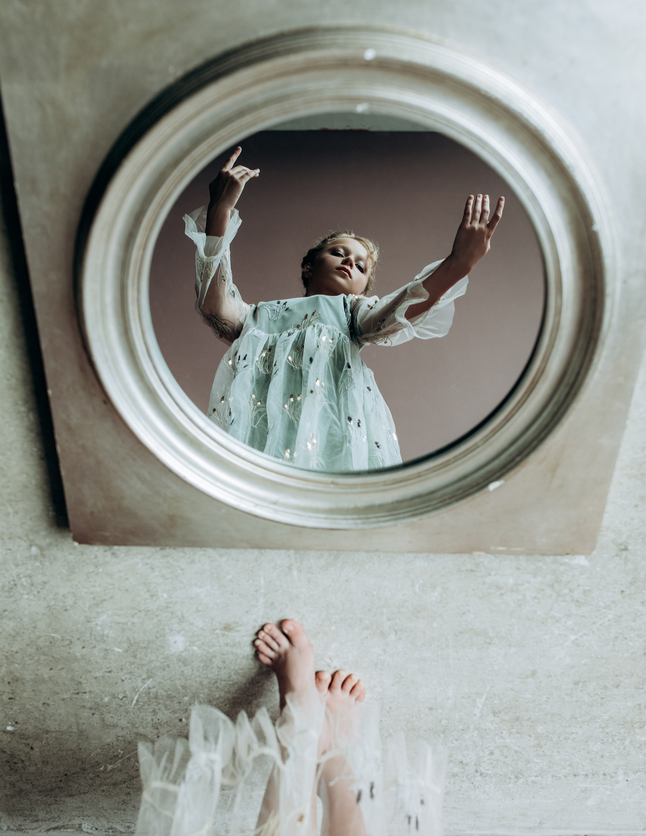 Креативная фотосессия для Танцора Алины Серебряковой. Спортивный и детский фотограф в Москве, Калининграде