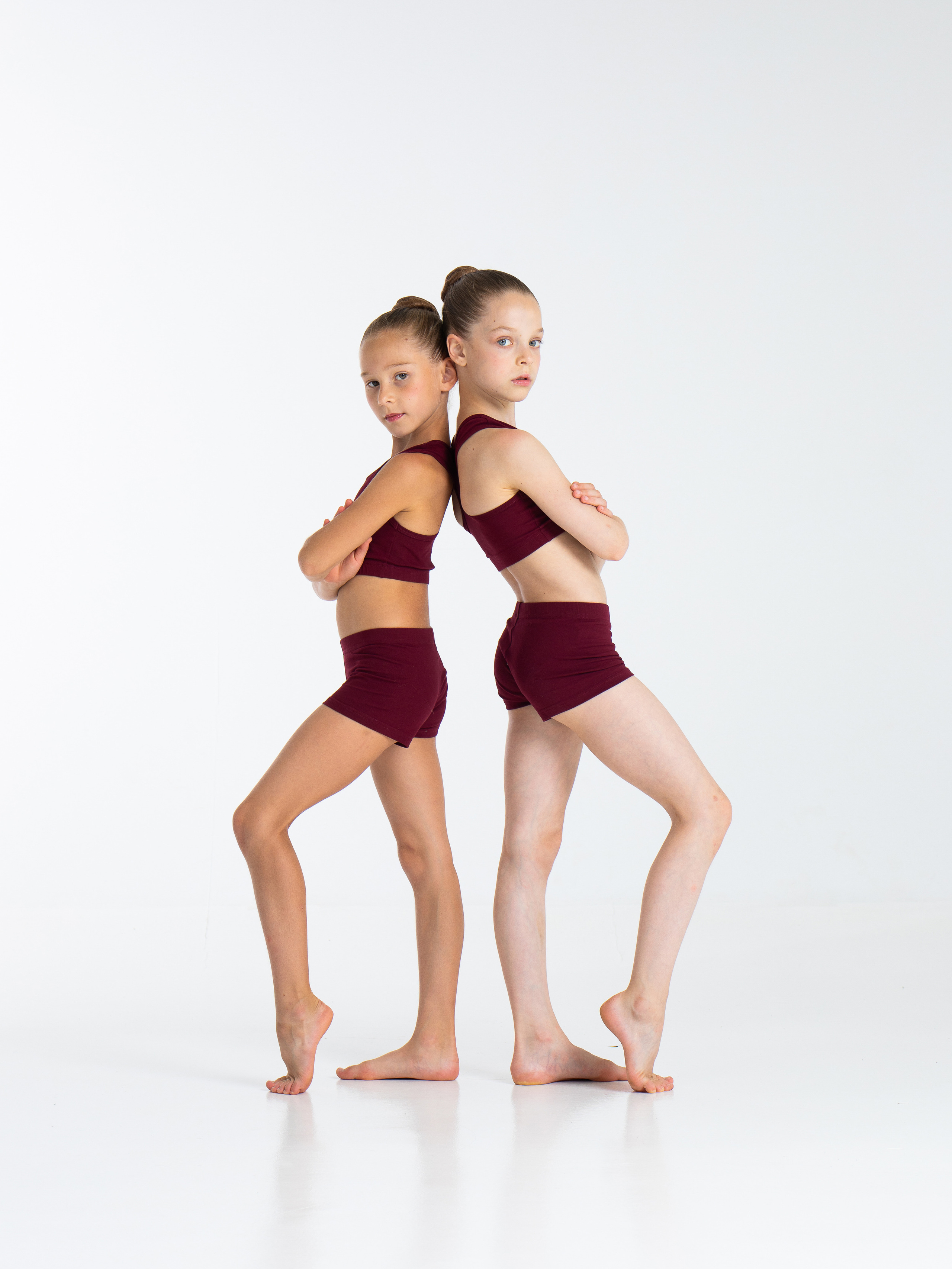 Фотосессия для танцевального клуба «Серпантин» в танцевальной одежде. Спортивный и детский фотограф в Москве, Калининграде