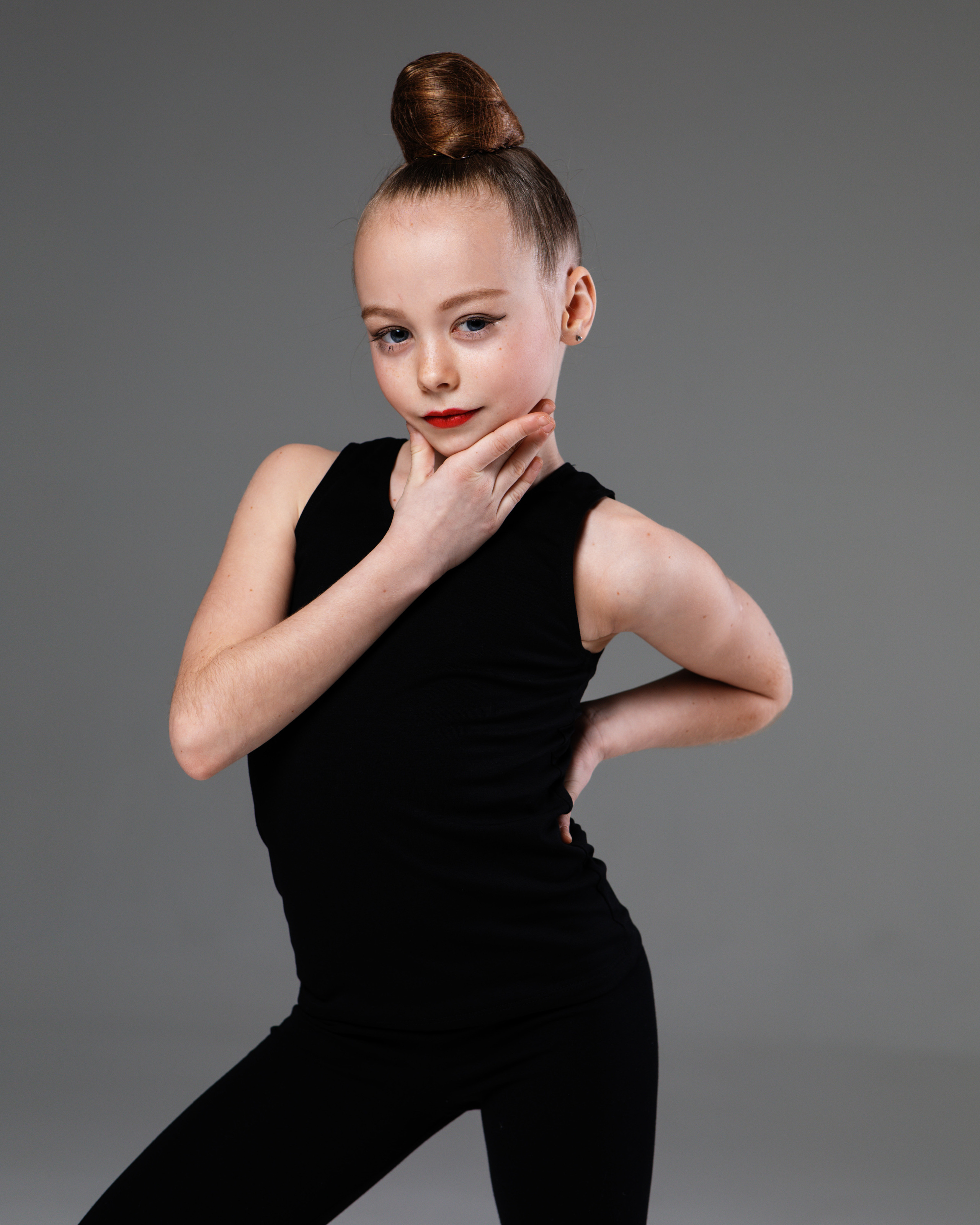 Групповая спортивная фотосессия для Школы Гимнастики Малыгиной. Спортивный и детский фотограф в Москве, Калининграде