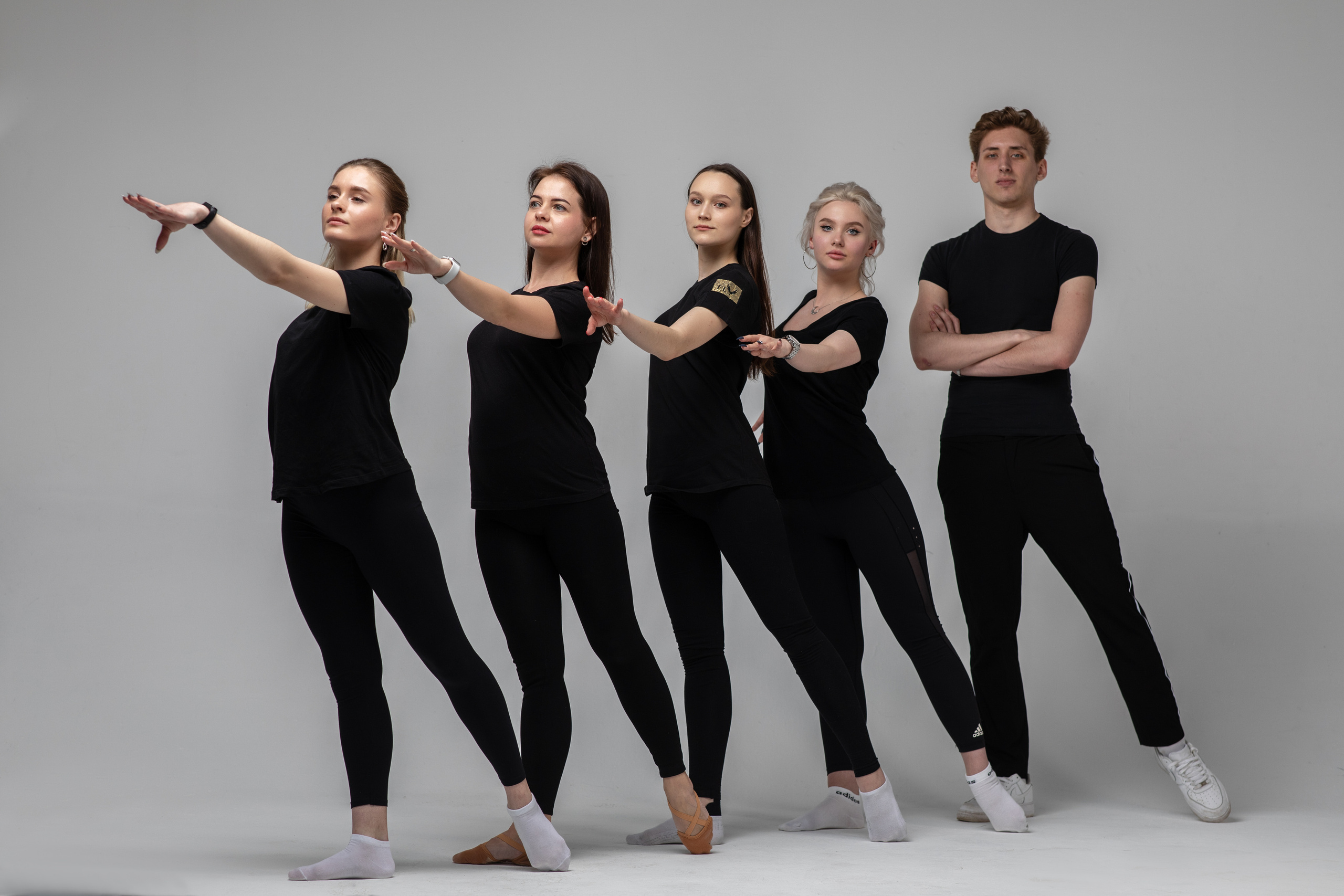 Съемка для спортивной школы художественной гимнастики Prima. Спортивный и детский фотограф в Москве, Калининграде