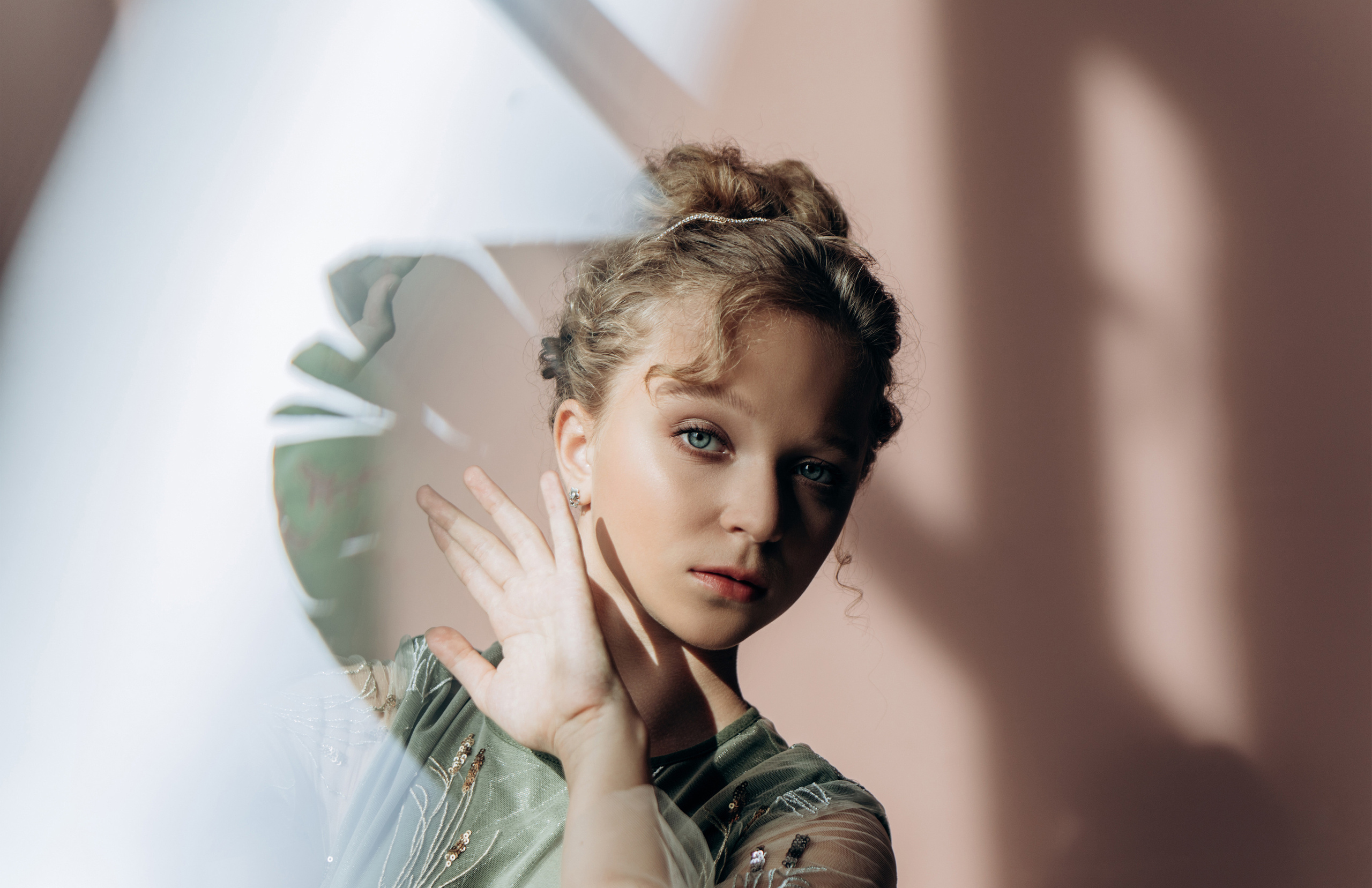 Креативная фотосессия для Танцора Алины Серебряковой. Спортивный и детский фотограф в Москве, Калининграде