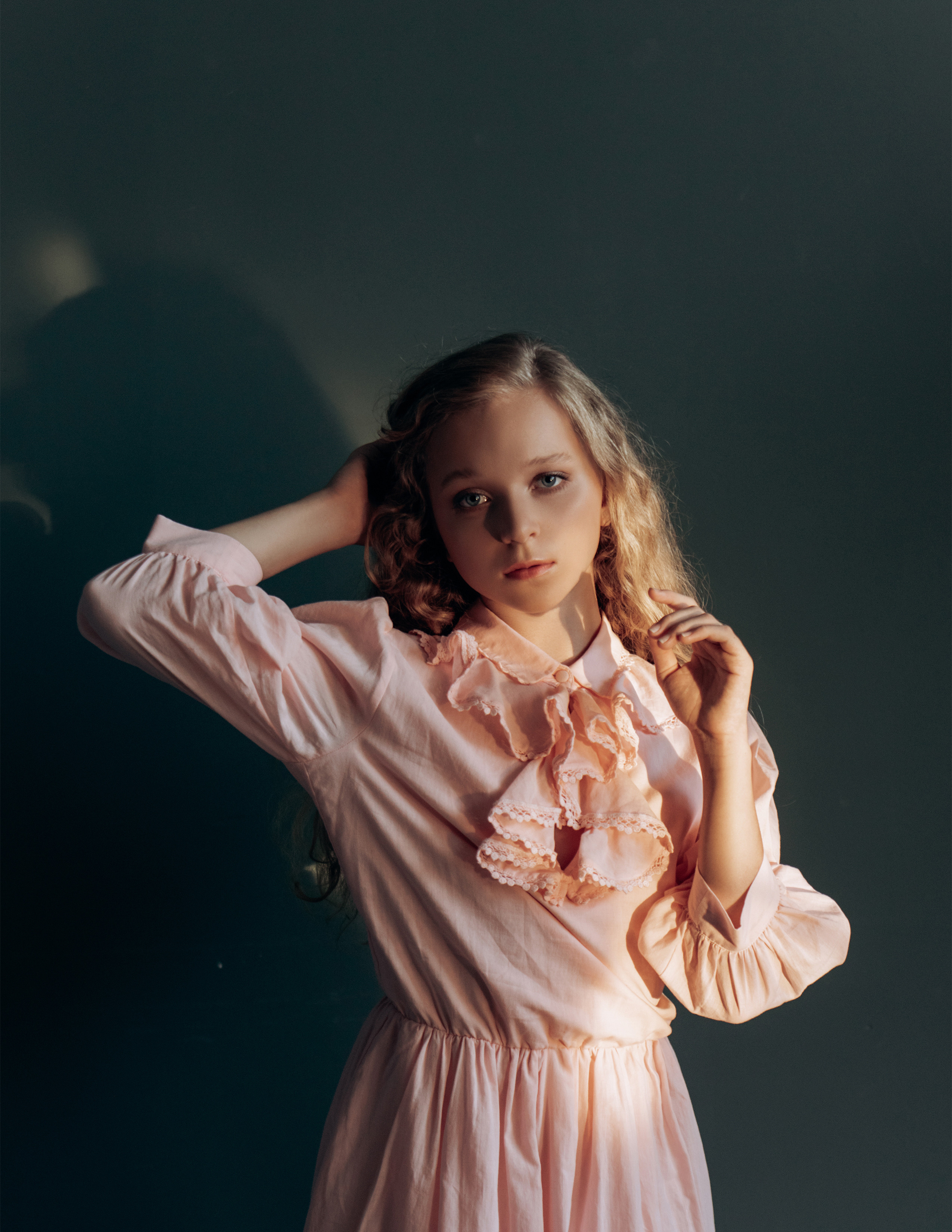 Креативная фотосессия для Танцора Алины Серебряковой. Спортивный и детский фотограф в Москве, Калининграде