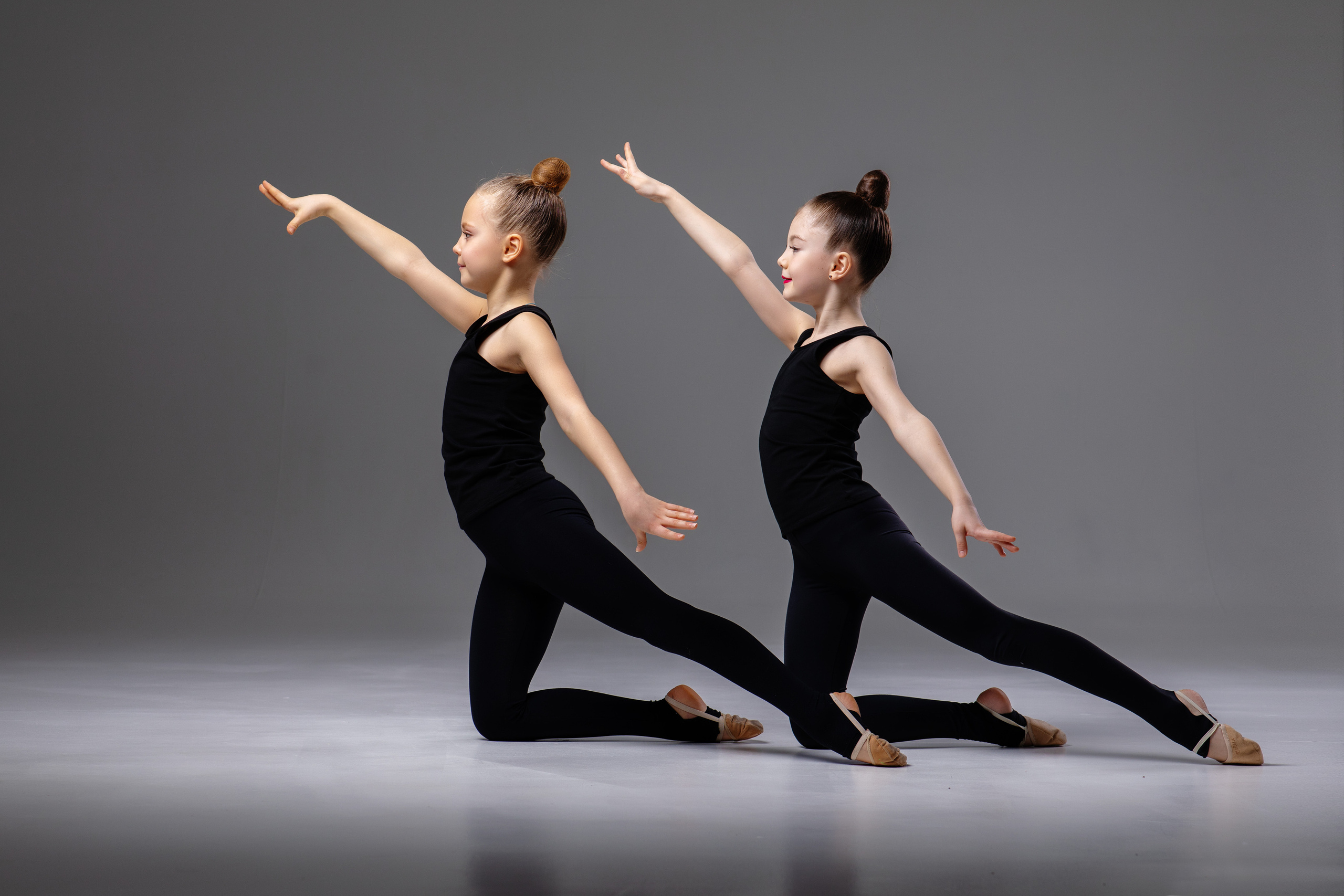 Групповая спортивная фотосессия для Школы Гимнастики Малыгиной. Спортивный и детский фотограф в Москве, Калининграде