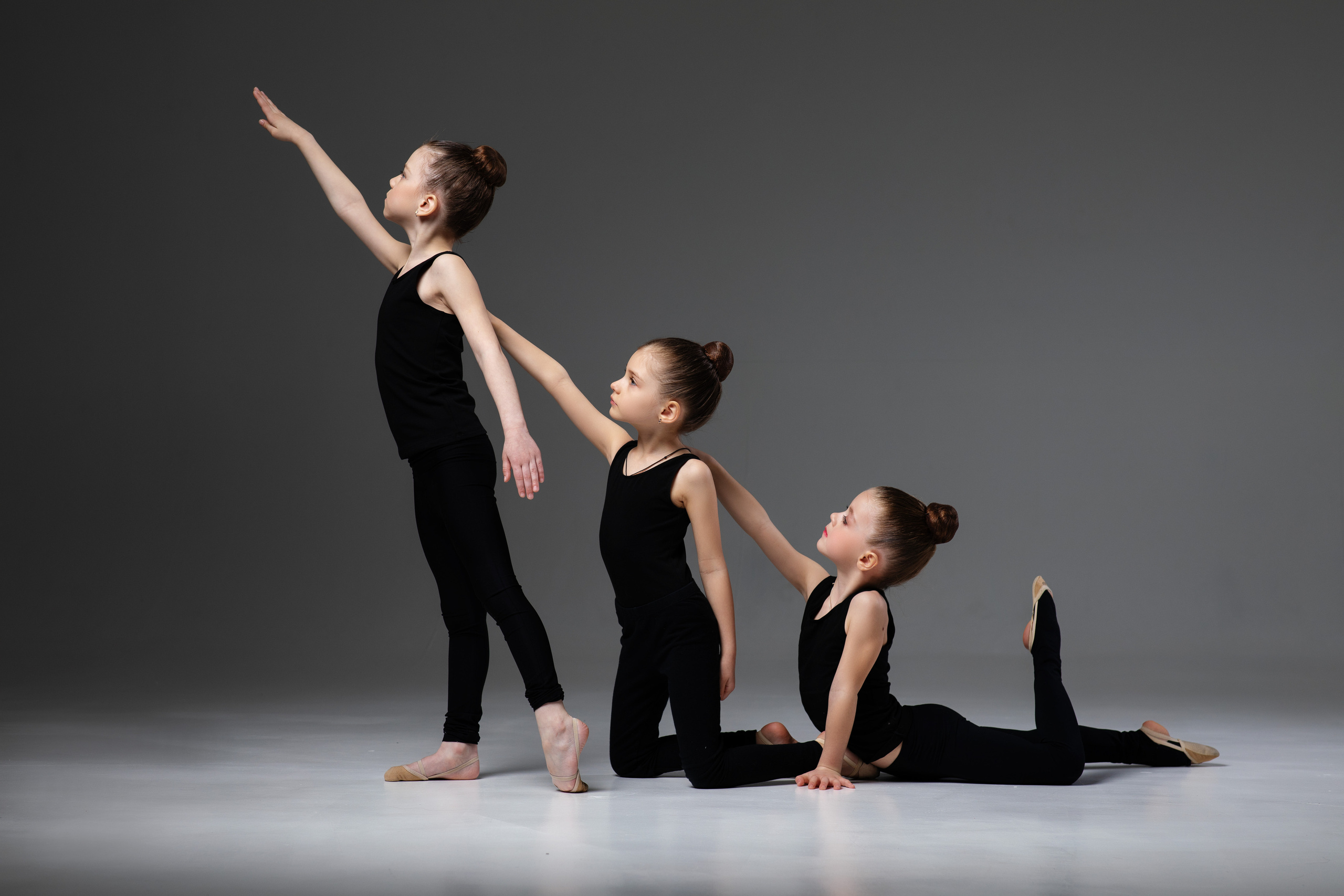 Групповая спортивная фотосессия для Школы Гимнастики Малыгиной. Спортивный и детский фотограф в Москве, Калининграде