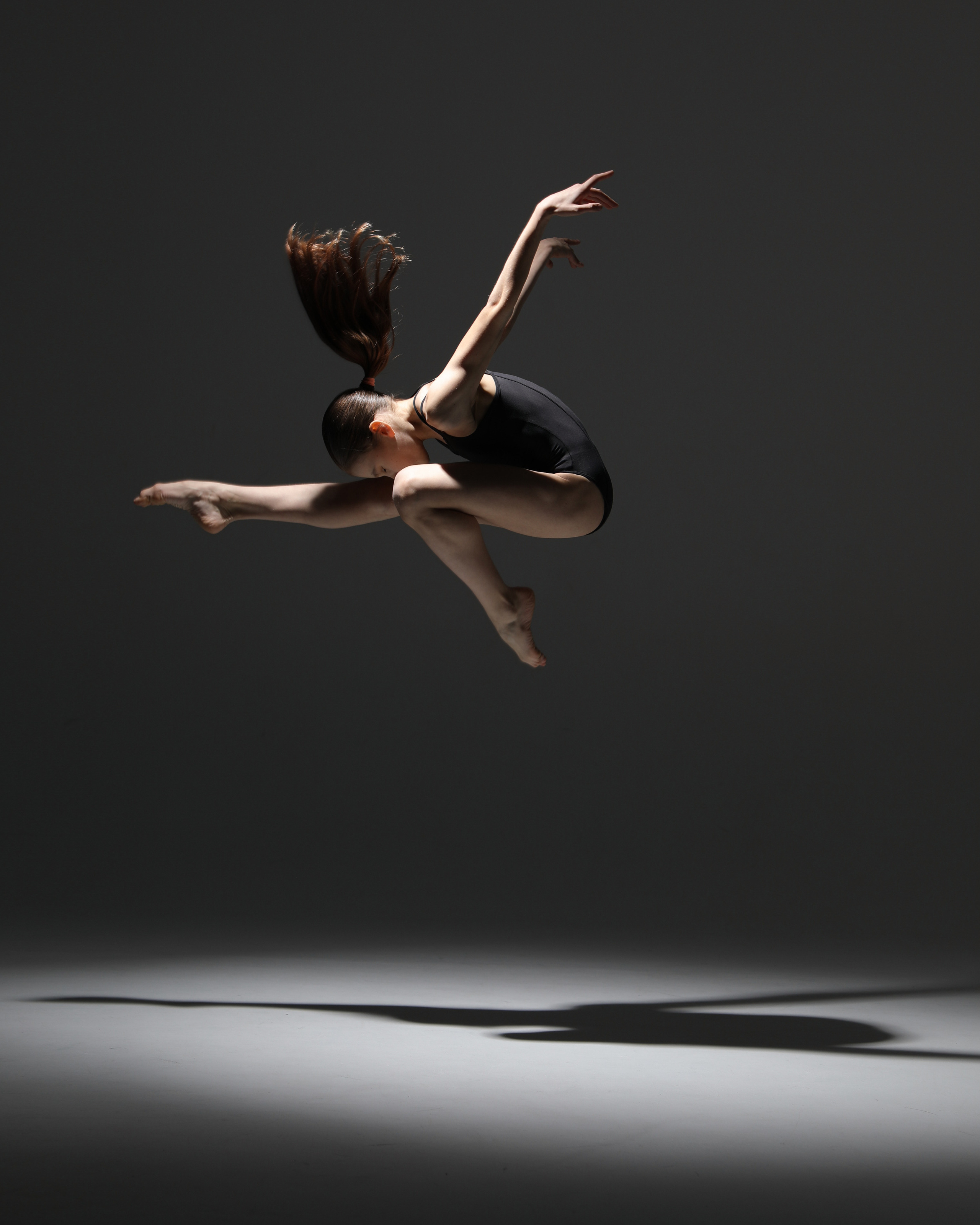 Съемка танцора на циклораме