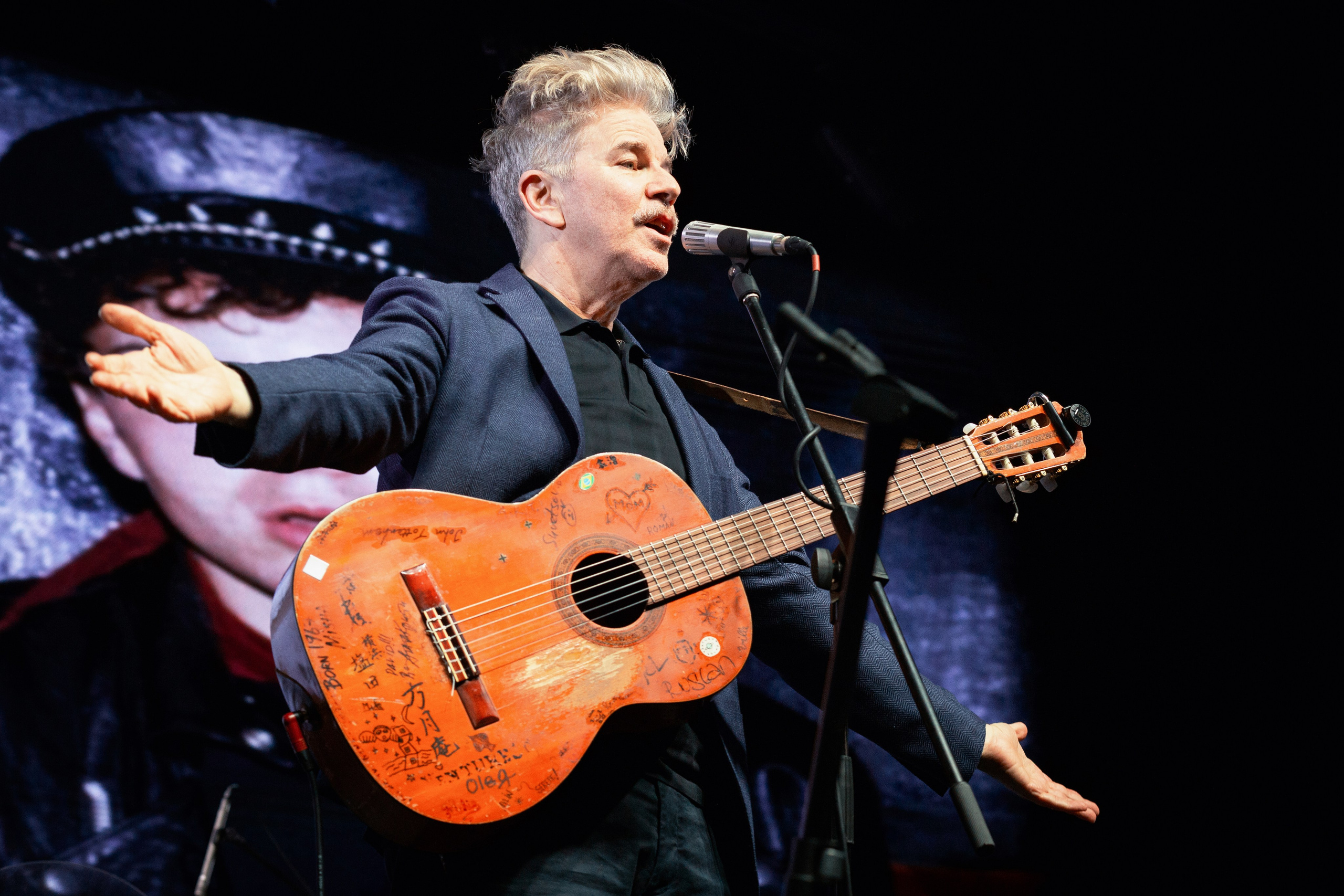 концертный фотограф в Санкт-Петербурге, фоторепортаж с концерта группы Brazzaville в клубе Аврора (Aurora Concert Hall) март 2026