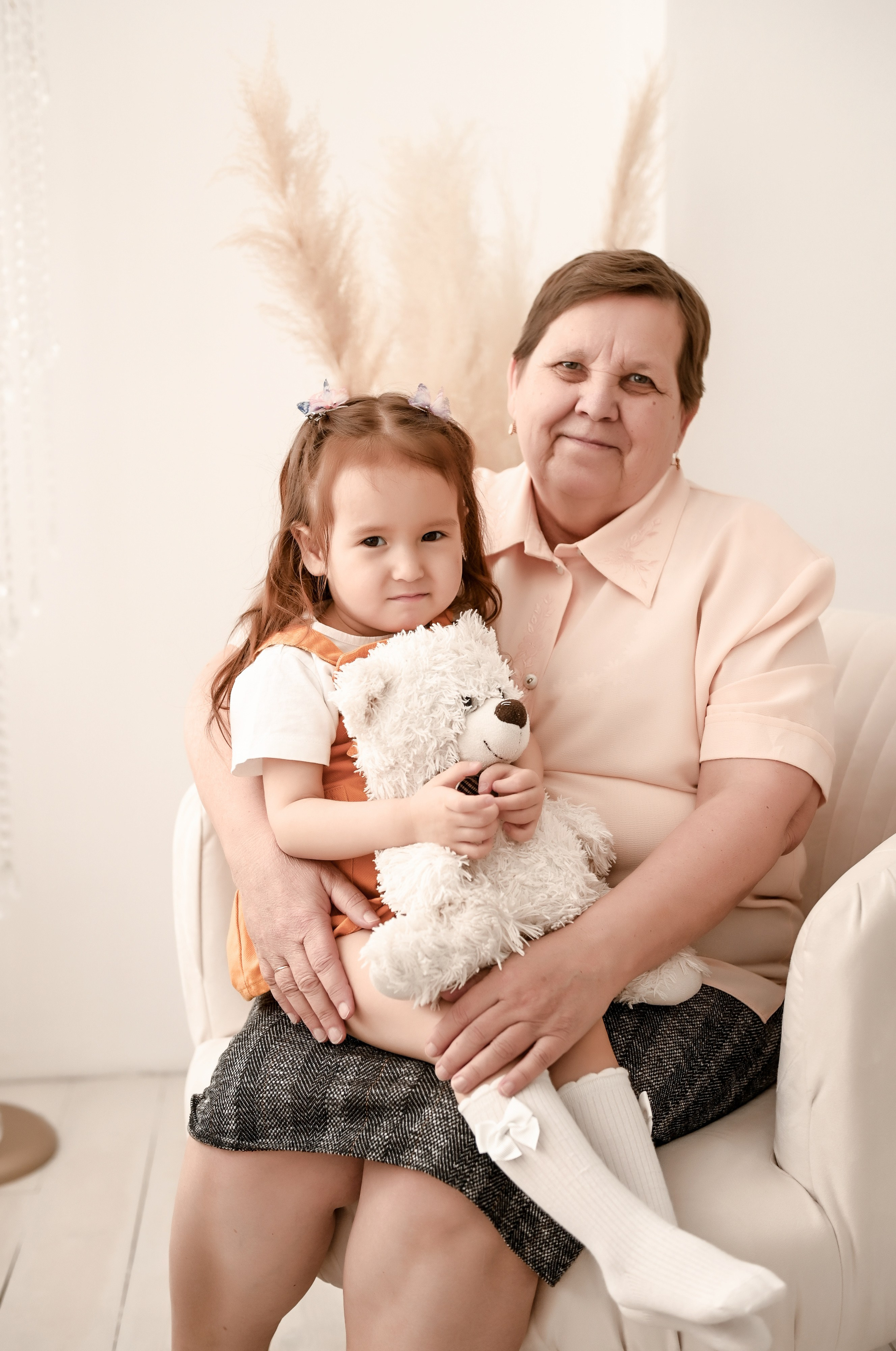 Семейная студийная  фотосессия 2. Свадебный, семейный, детский, контент фотограф в Омске Максим Ильин