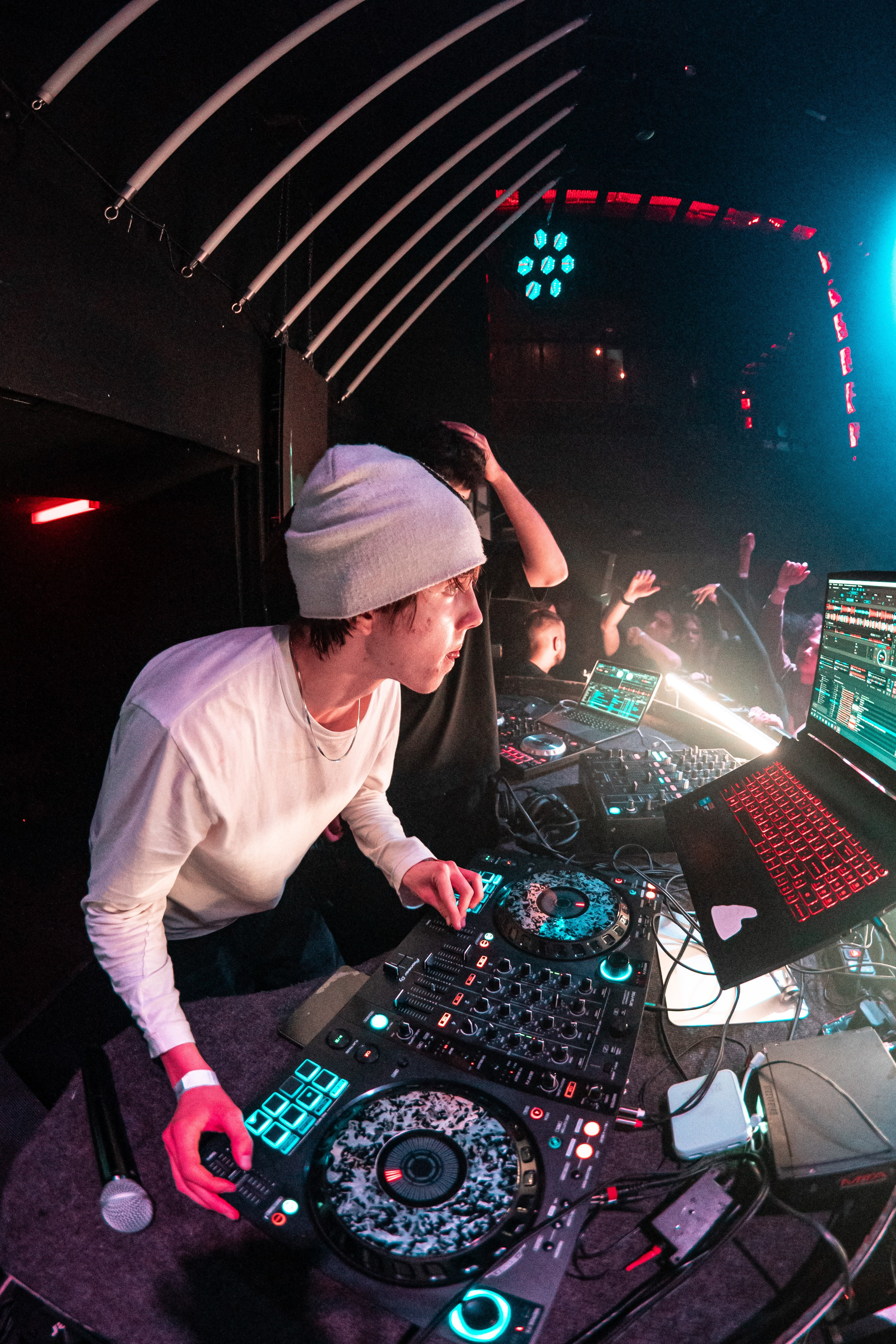 ZHARA & ZIP| ПАША ТЕХНИК. ZHARA CREW