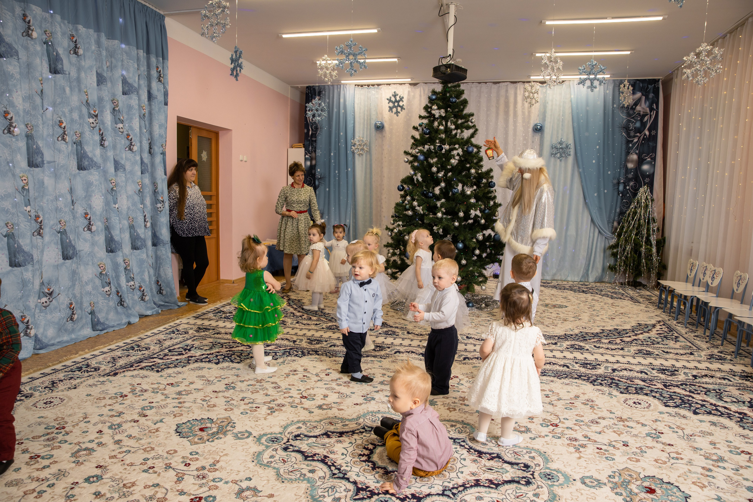 Новогодний утренник Успех. Фотограф в Железнодорожном и Балашихе