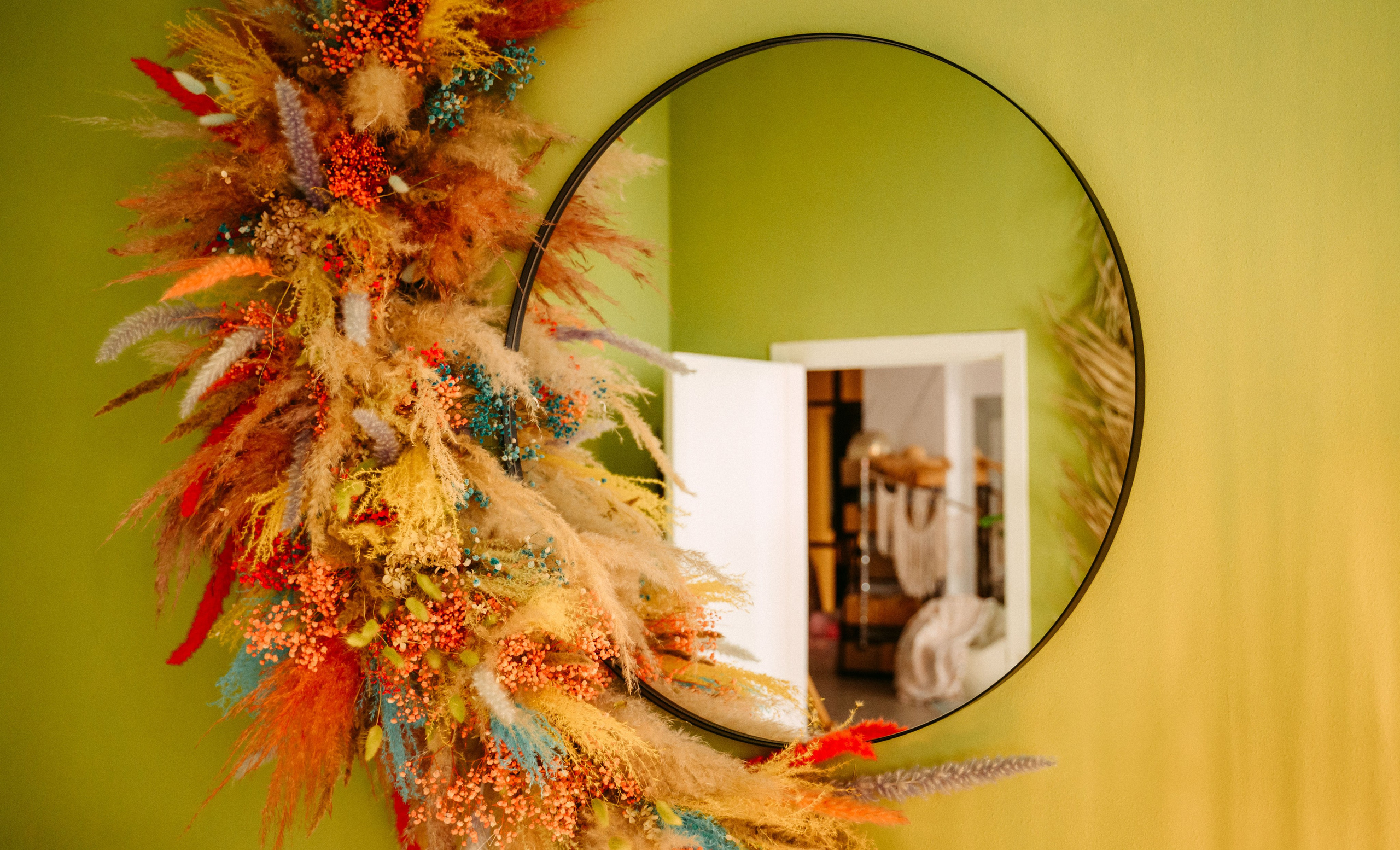 Простая жизнь / творческое пространство. Саша Копылов, фотограф в Казани