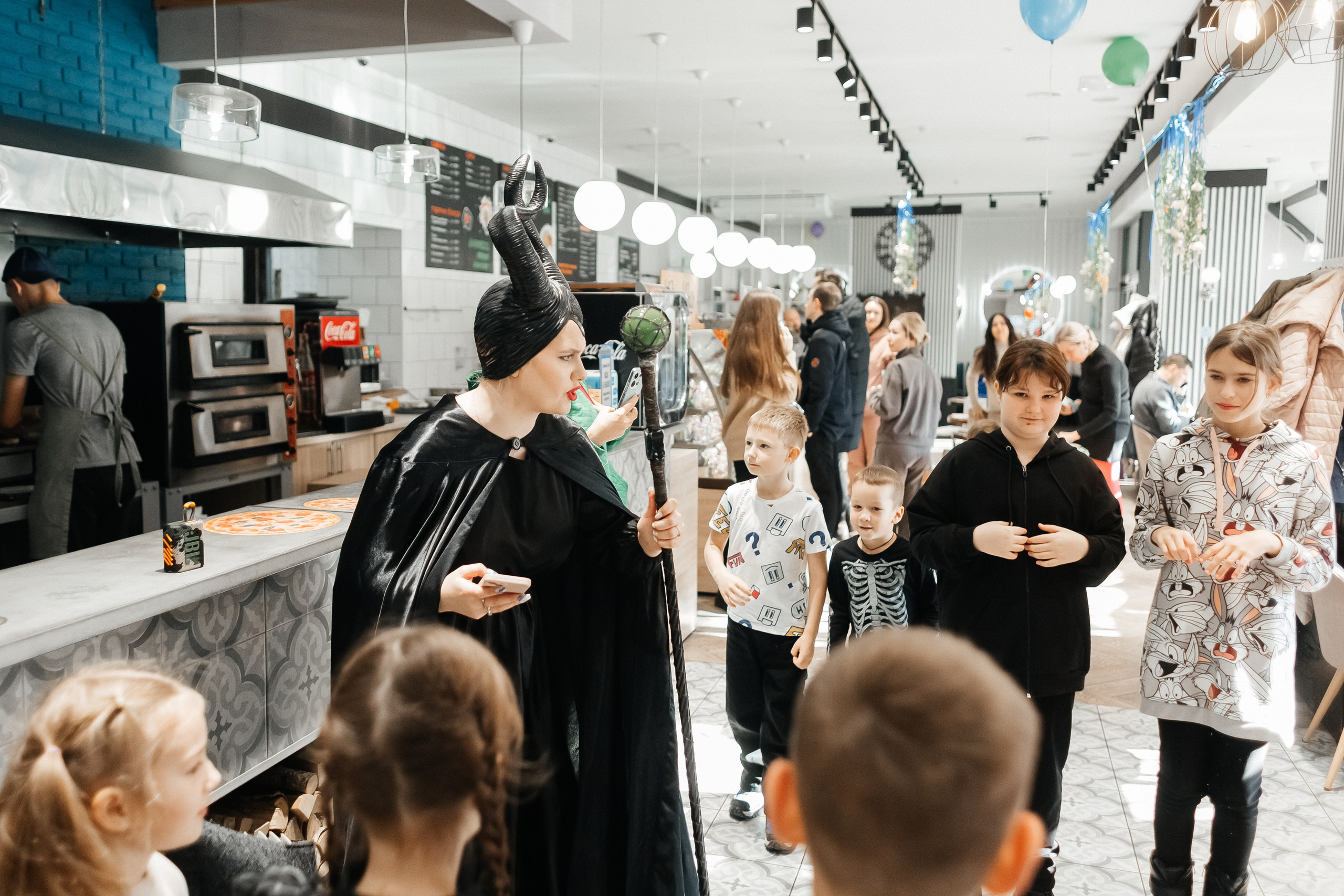 Детский мастер-класс в «Кофебулка». Фотограф Кемерово | Сергей