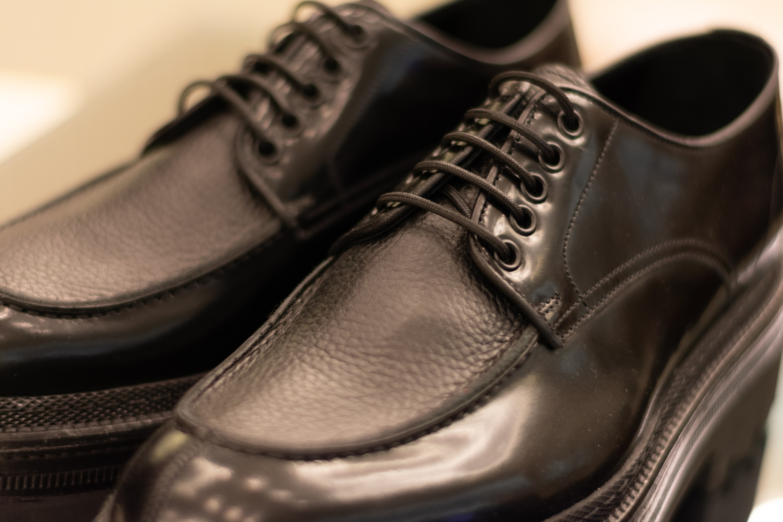 Для организаций. Предметная фотосессия для обувного магазина Capsula. Фотограф/видеограф Богдан Голованов