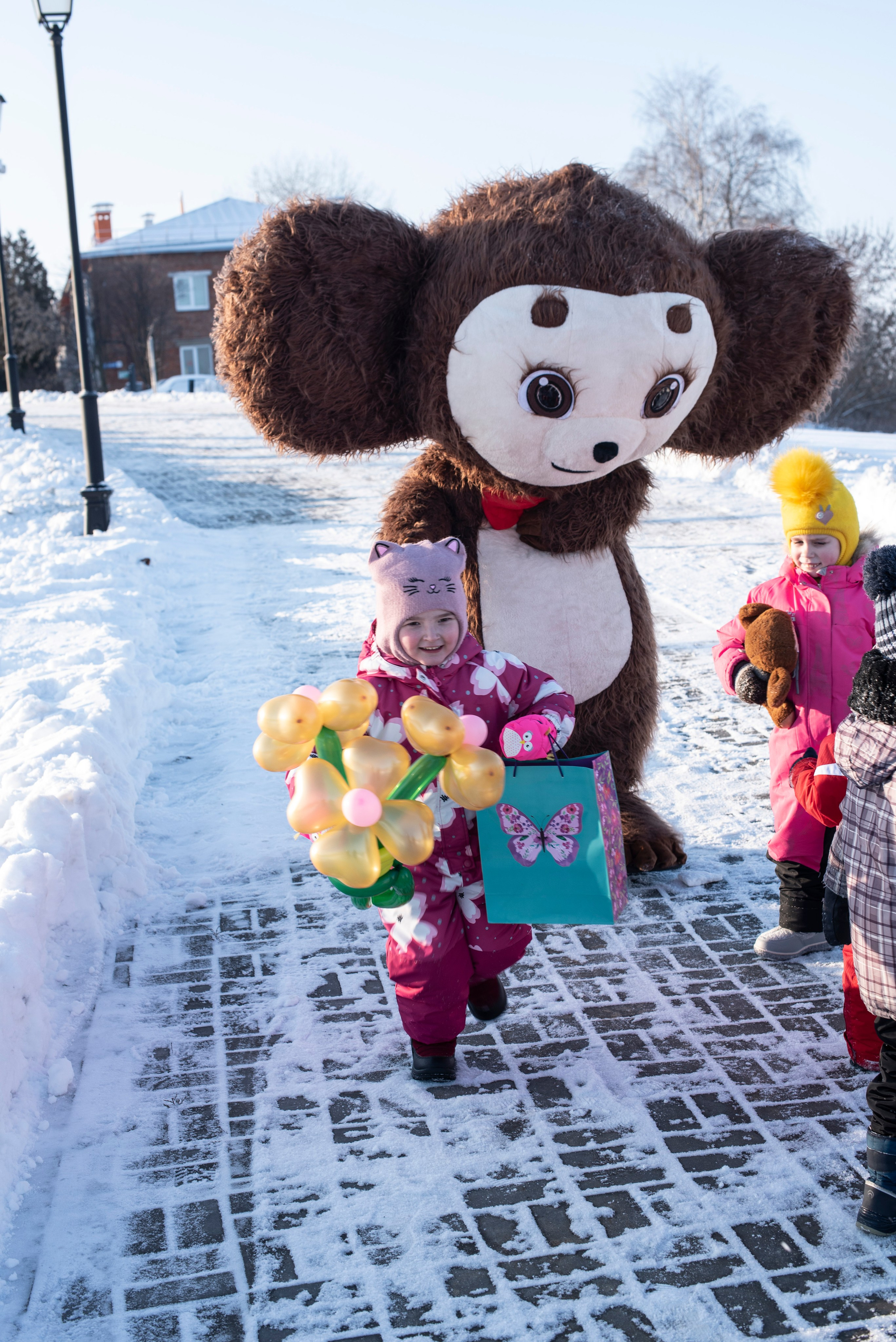 День рождение Вики с участием Чебурашки. Фотограф самых запоминающихся моментов Вашей жизни