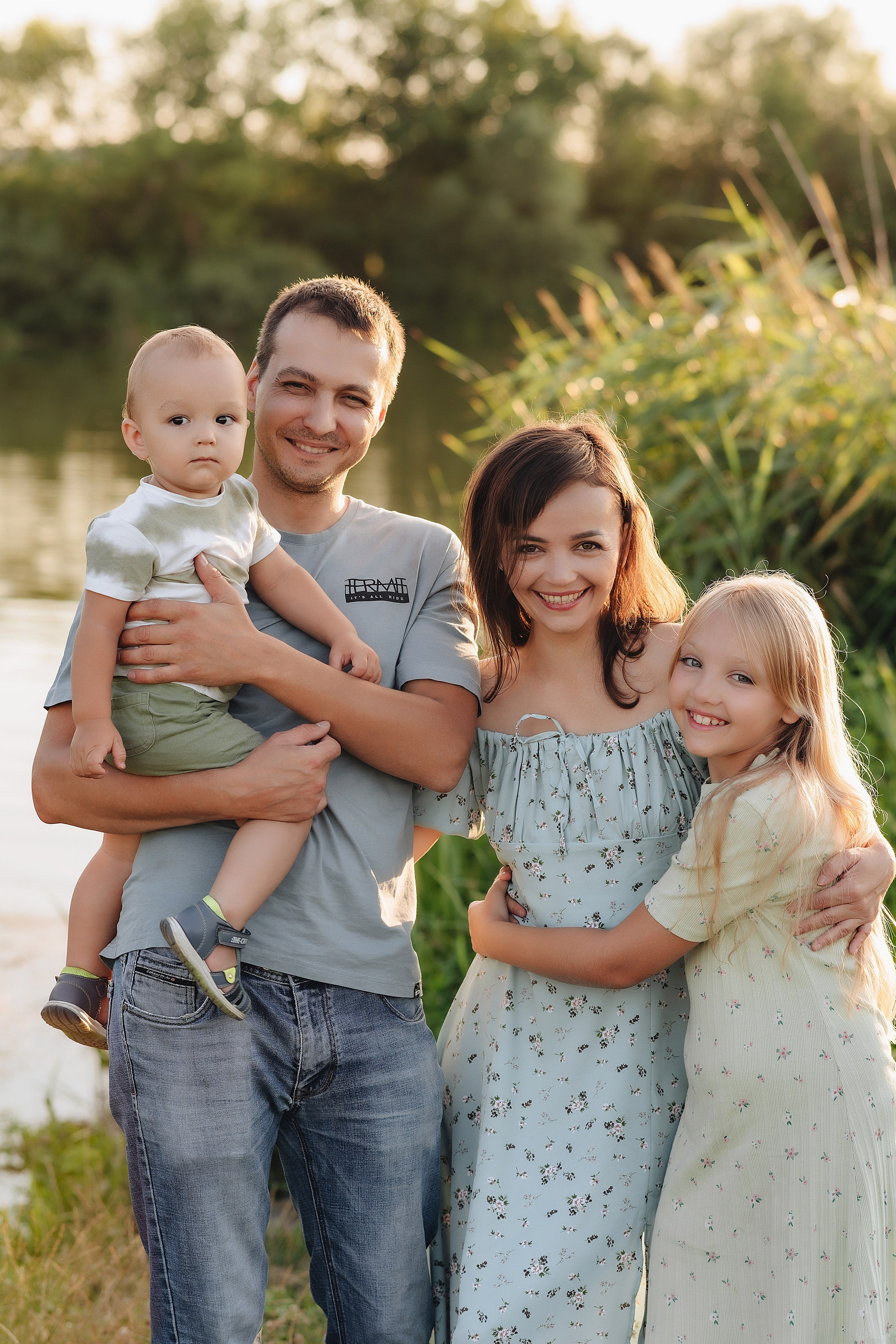 Семейная съемка на закате. Фотограф Карина Шмулёва. Воронеж и область