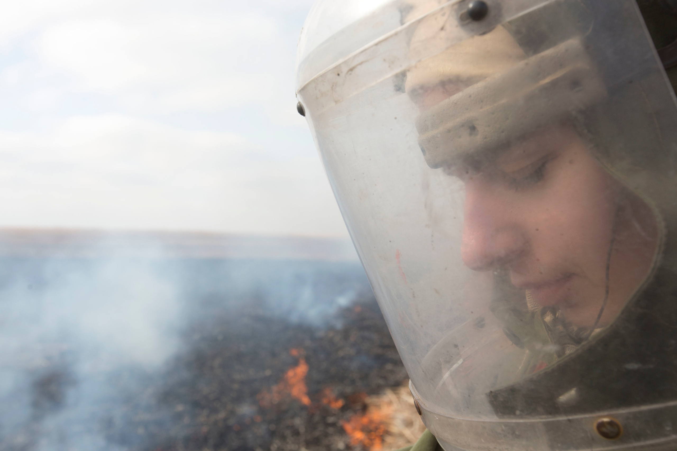 Пожары. Работа добровольцев. Фотограф Анна Барне
