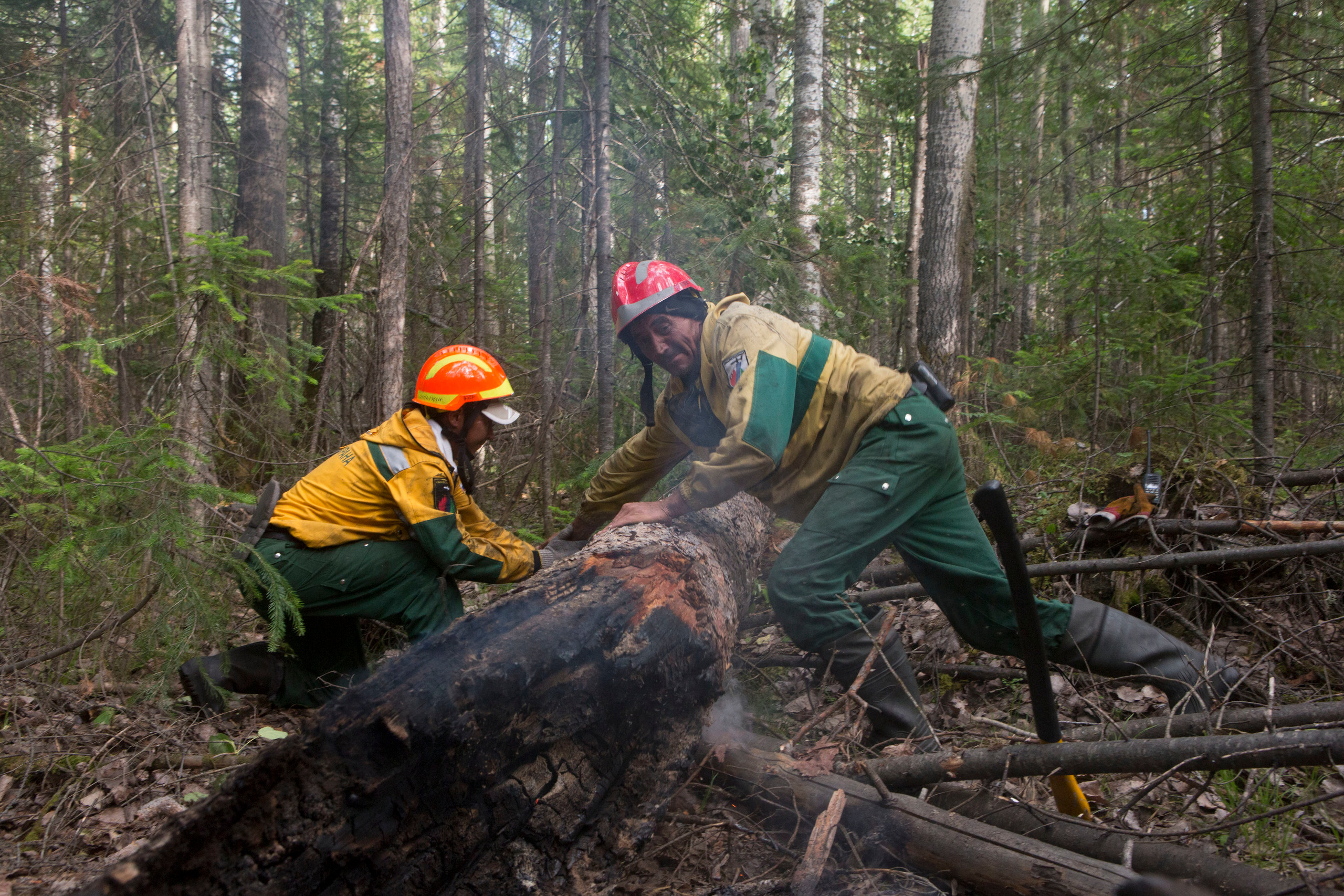 Пожары. Работа Авиалесоохраны. Фотограф Анна Барне