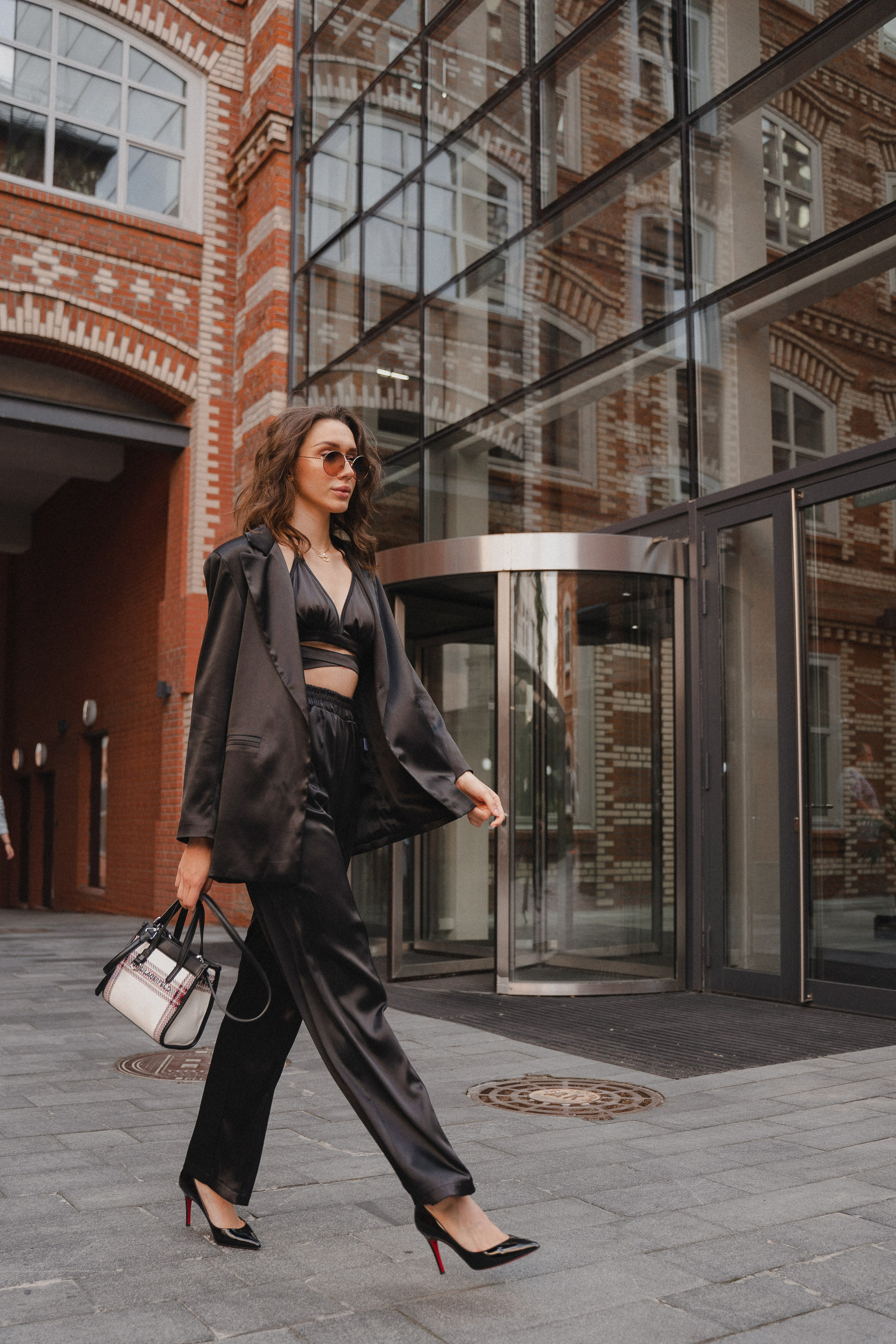 Juli 🍓. Вера Гренц 🎬 CONTENT CREATOR